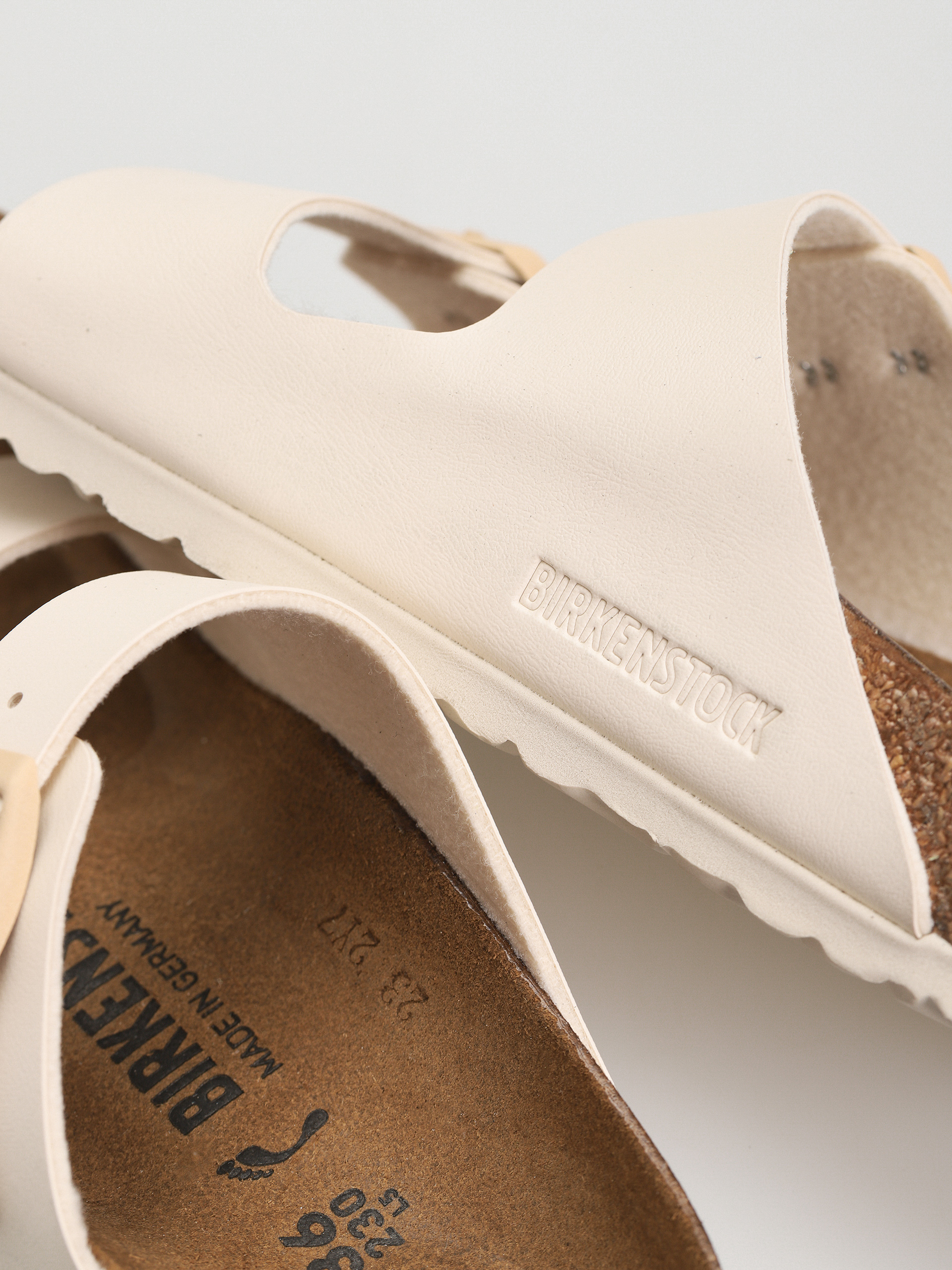 Šľapky Birkenstock Arizona Birko Flor Narrow Wmn (eggshell)