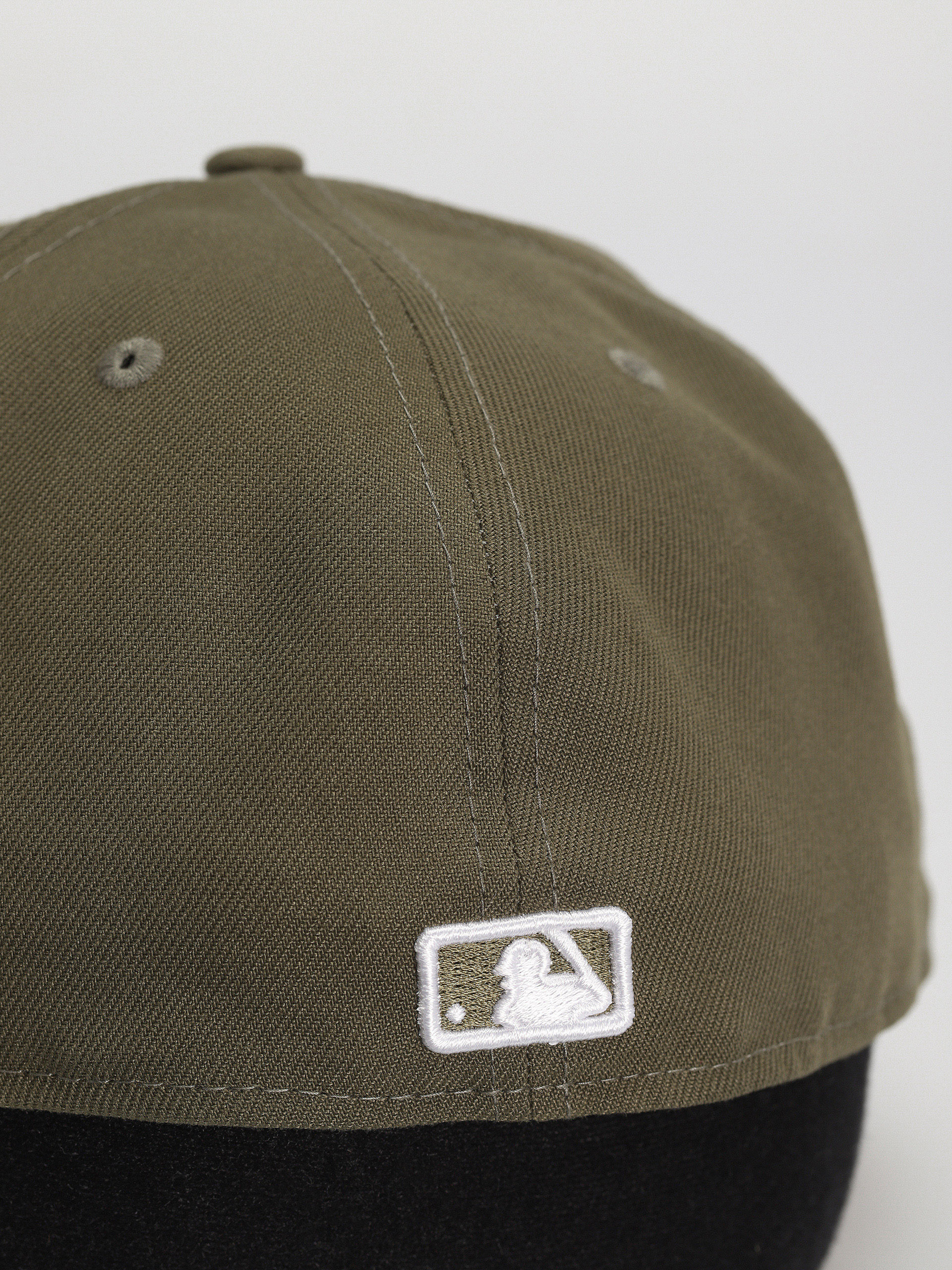 Šiltovka New Era League Essential 59Fifty New York Yankees (khaki)