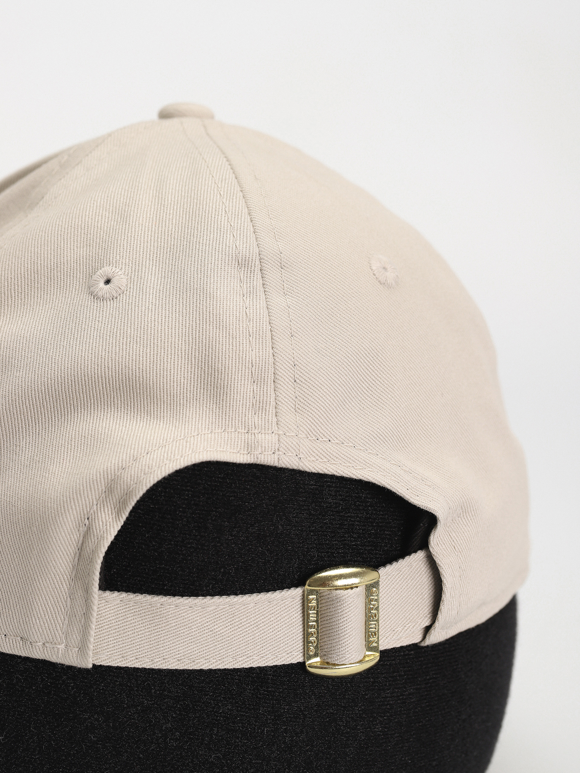 Šiltovka New Era Metallic Logo 9Forty New York Yankees Wmn (stone/gold)