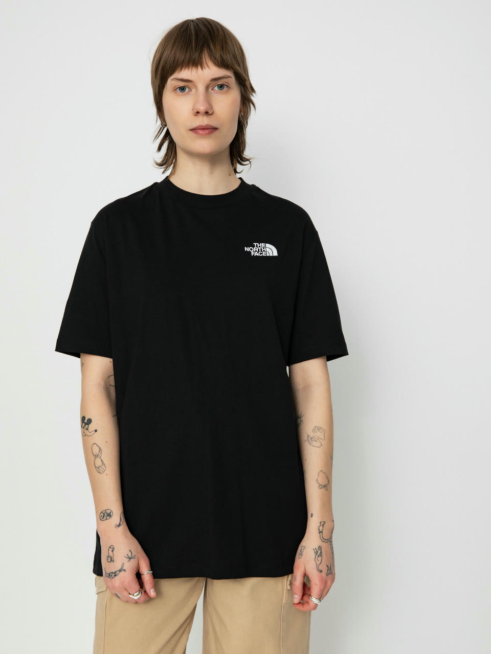 Tričko The North Face Essential Oversize Wmn (tnf black)