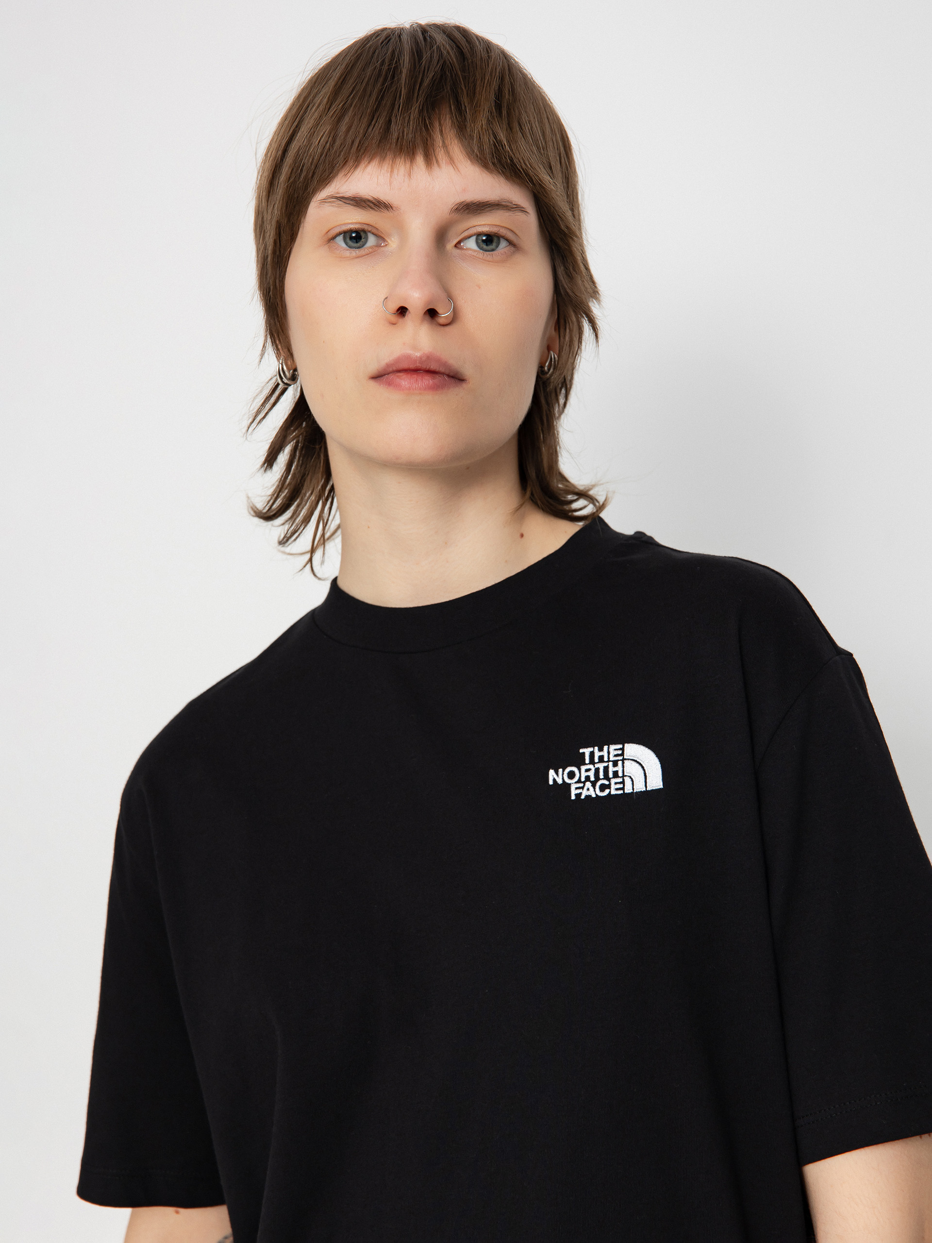 Tričko The North Face Essential Oversize Wmn (tnf black)