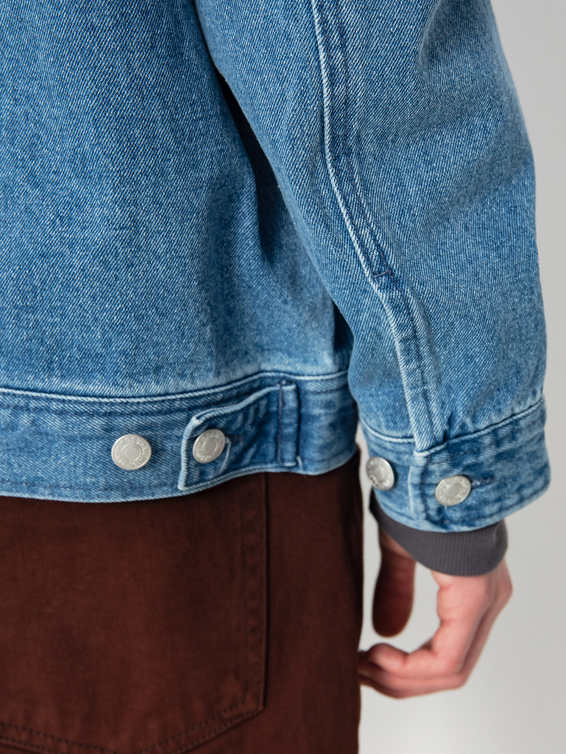 Bunda OBEY Easton (light indigo)