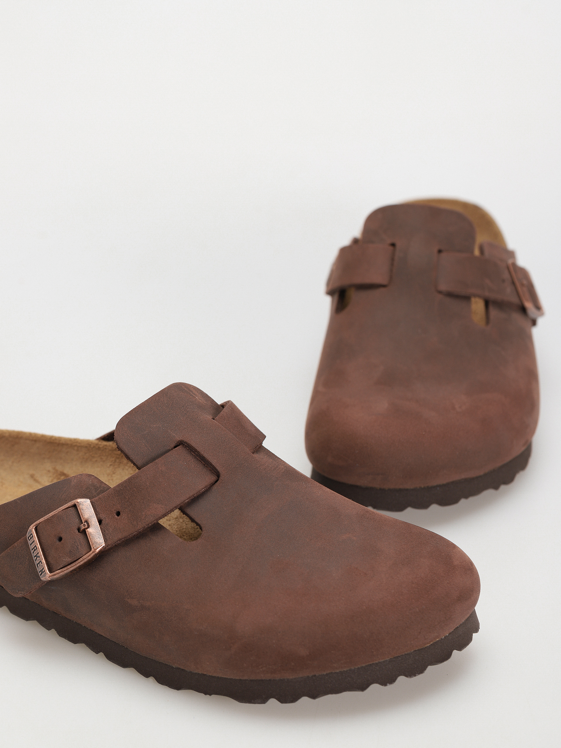 Šľapky Birkenstock Boston Oiled Leather Narrow Wmn (habana)