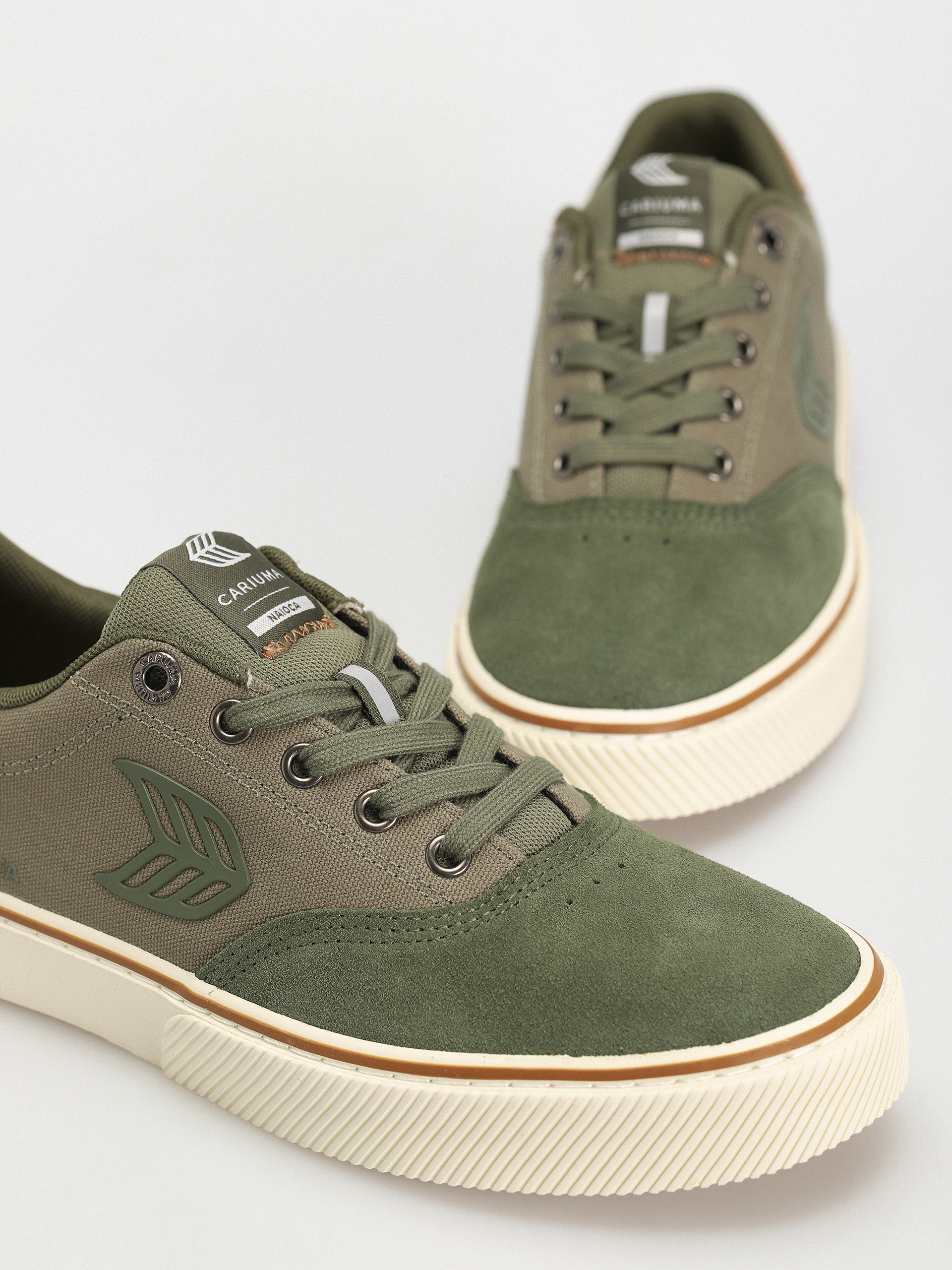 Topánky Cariuma Naioca Pro (bronze green)