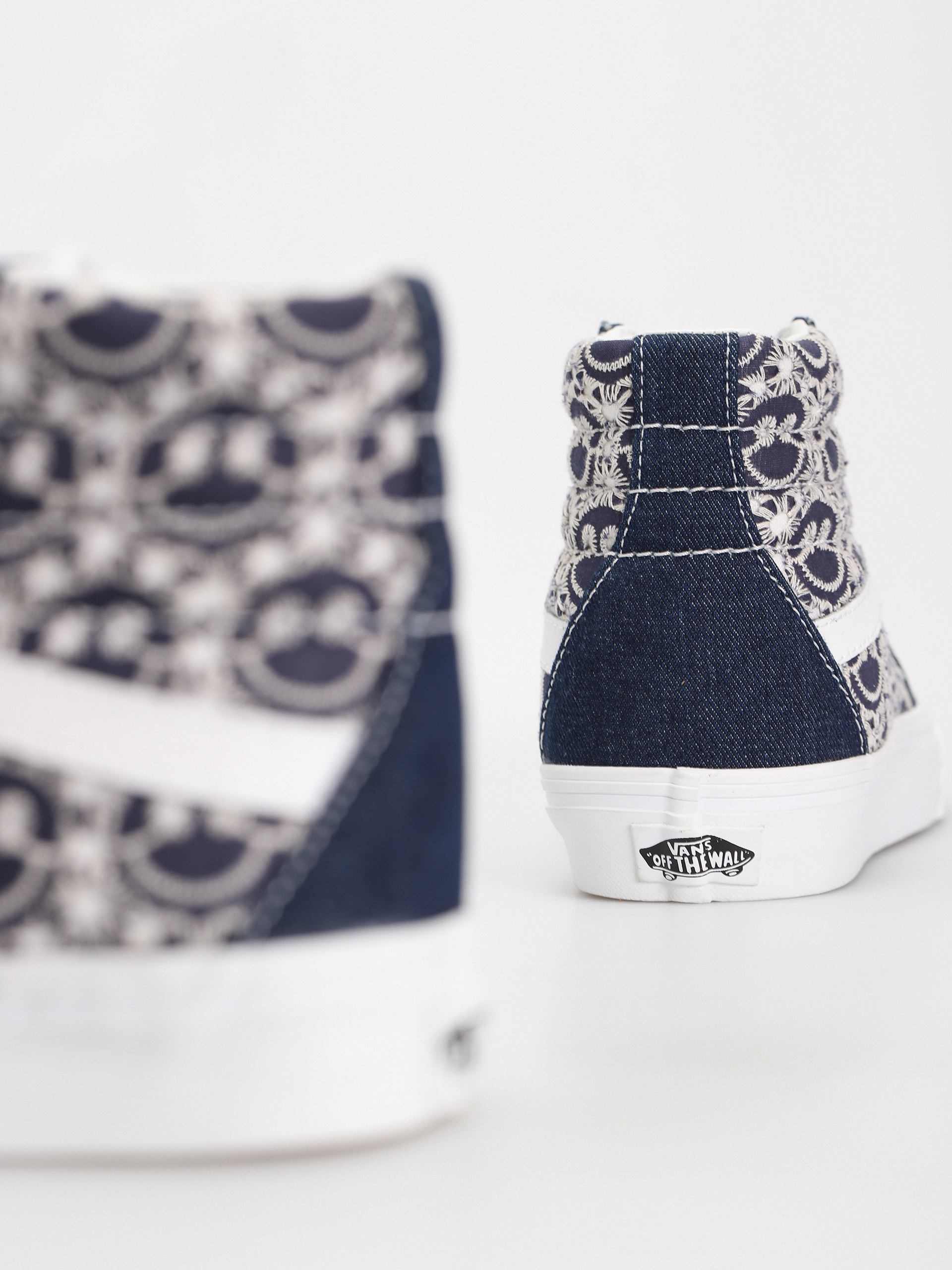 Topánky Vans Sk8 Hi (joyful denim navy)