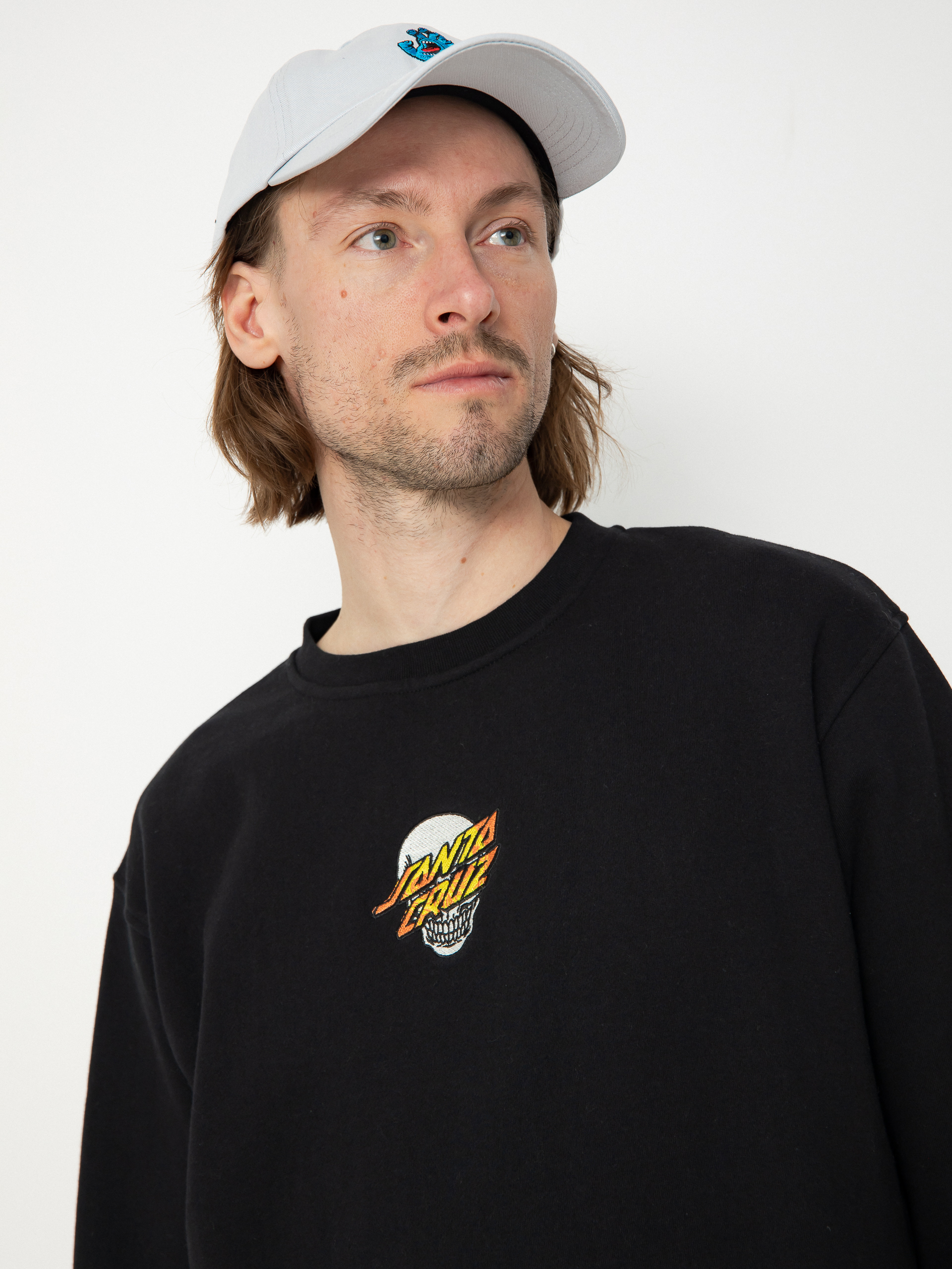 Mikina Santa Cruz Dressen Skull Dot Front Crew (black)