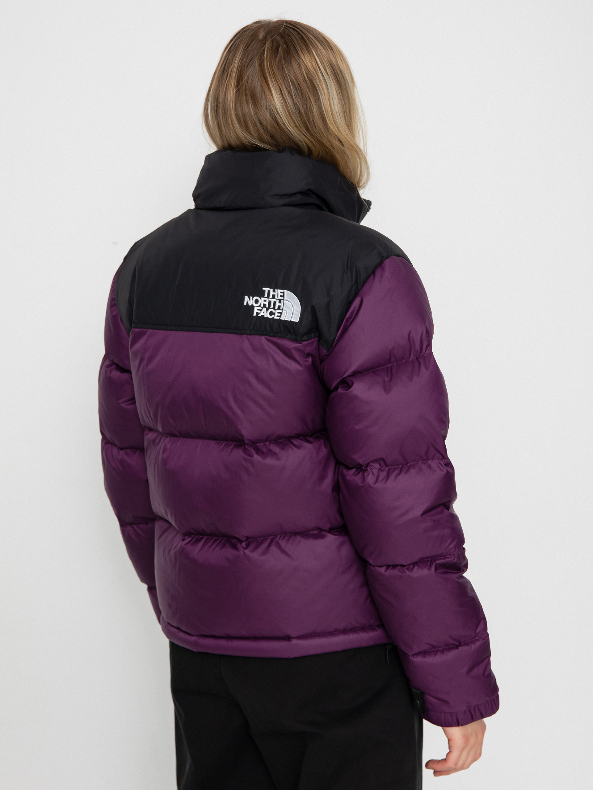 Bunda The North Face 1996 Retro Nuptse Wmn (black currant purple)