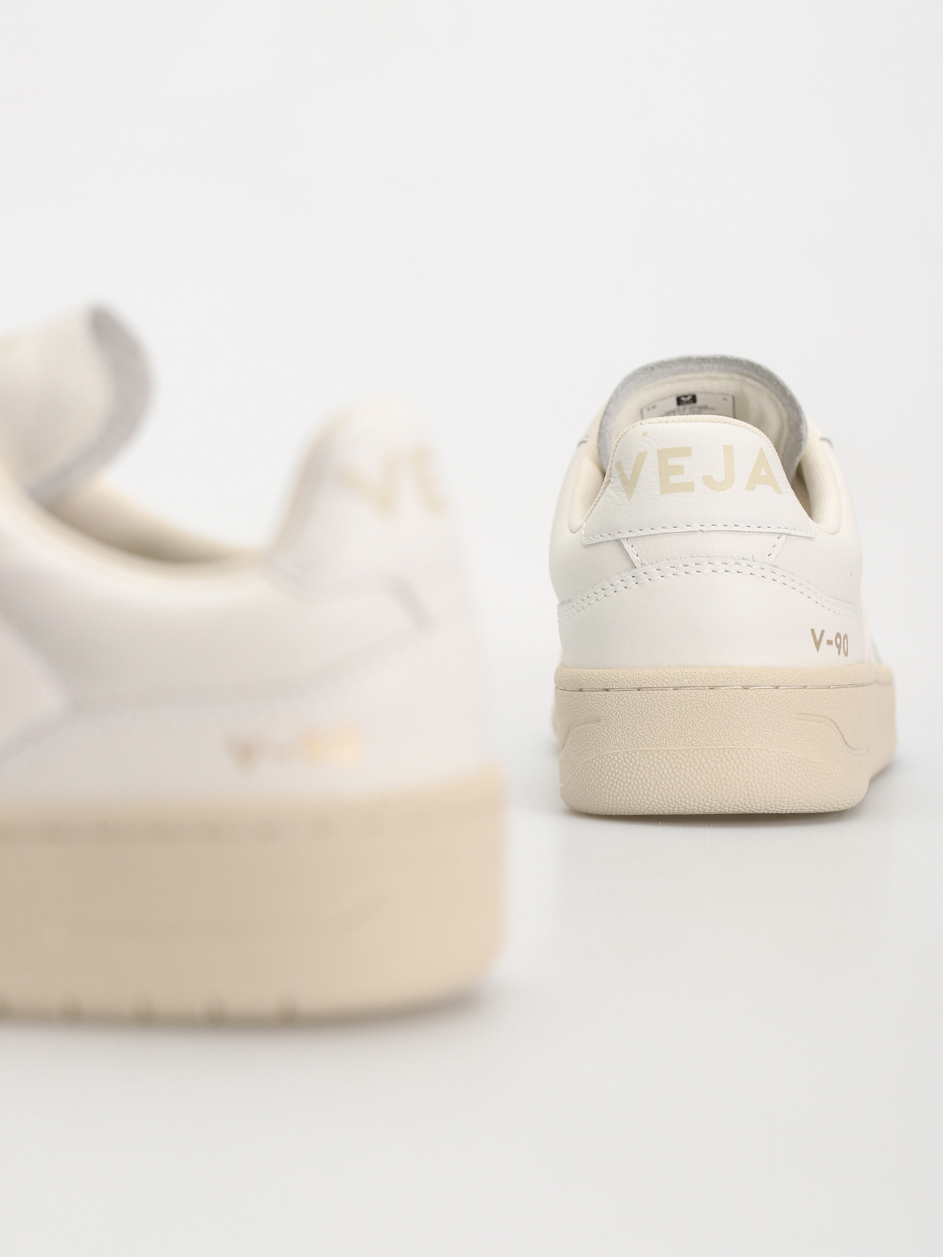 Topánky Veja V-90 Wmn (extra white)