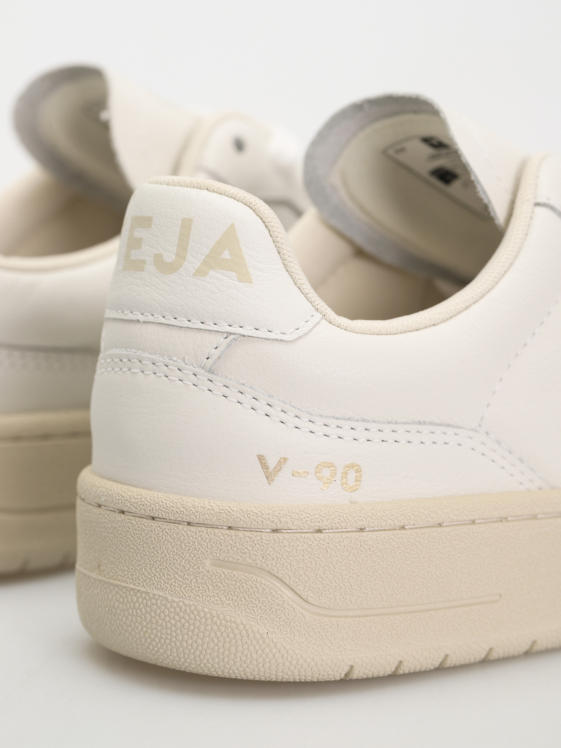Topánky Veja V-90 Wmn (extra white)