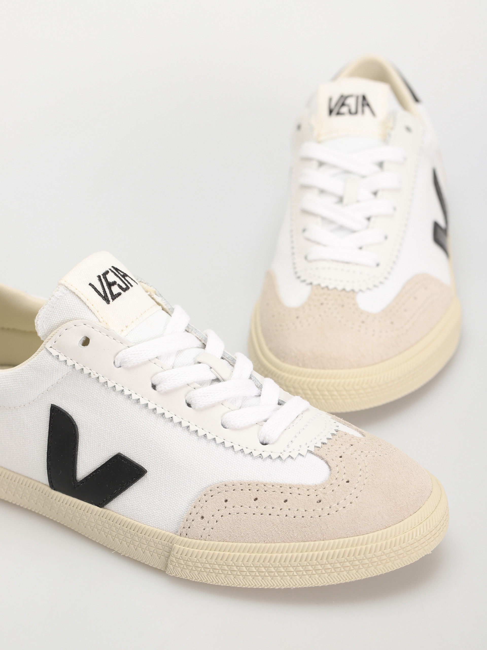 Topánky Veja Volley Wmn (white black)