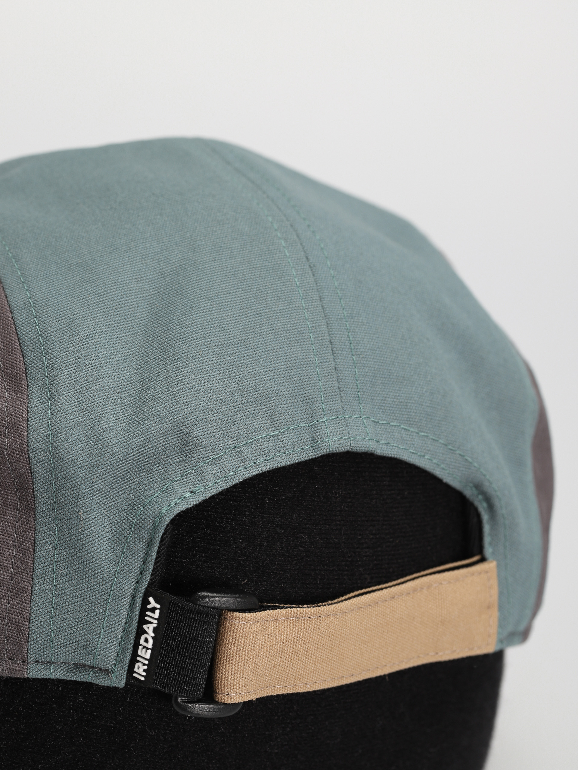 Šiltovka Iriedaily Millenio 5 Panel (beryl grey)