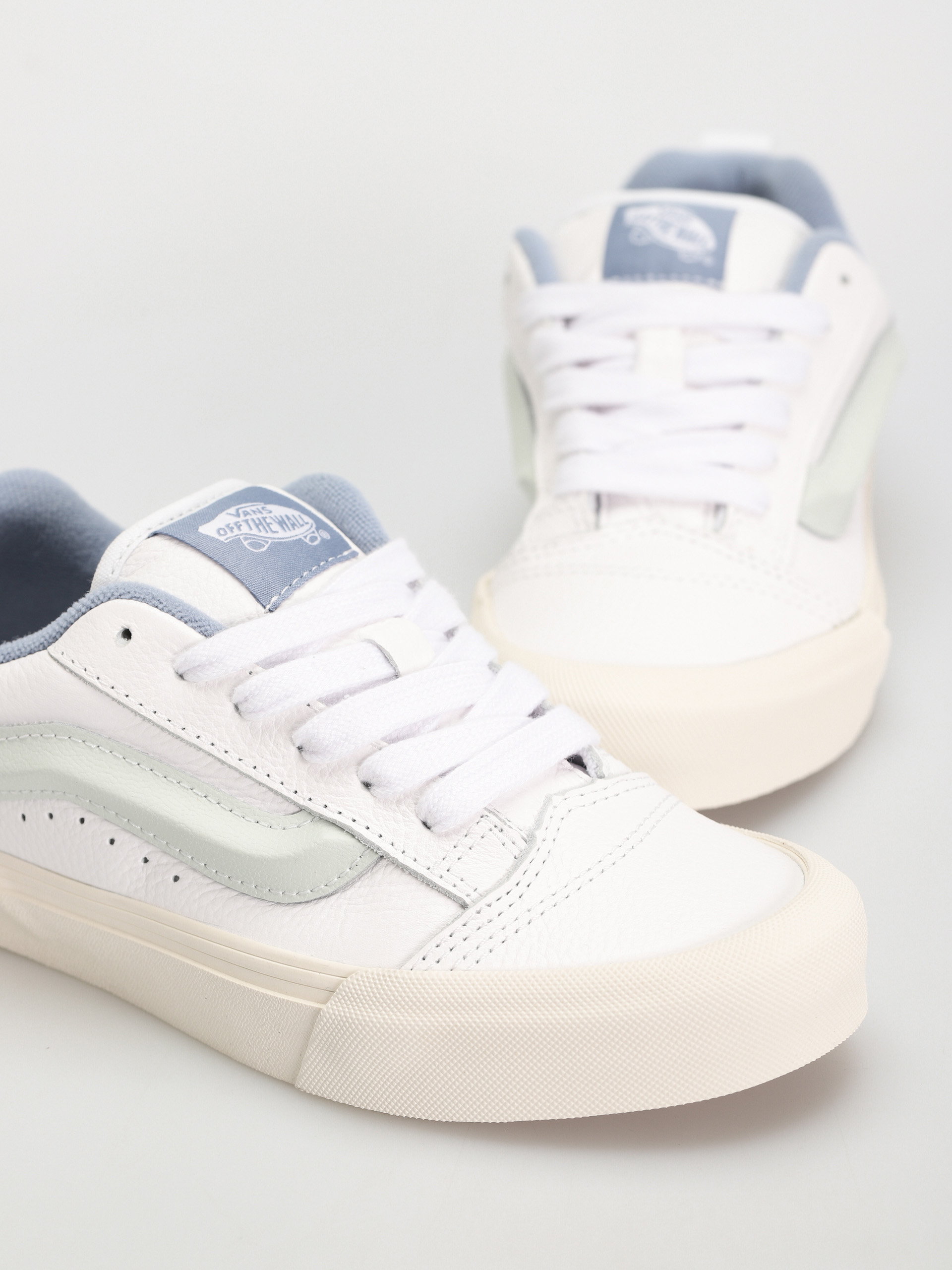 Topánky Vans Knu Skool (premium leather dusty blue)