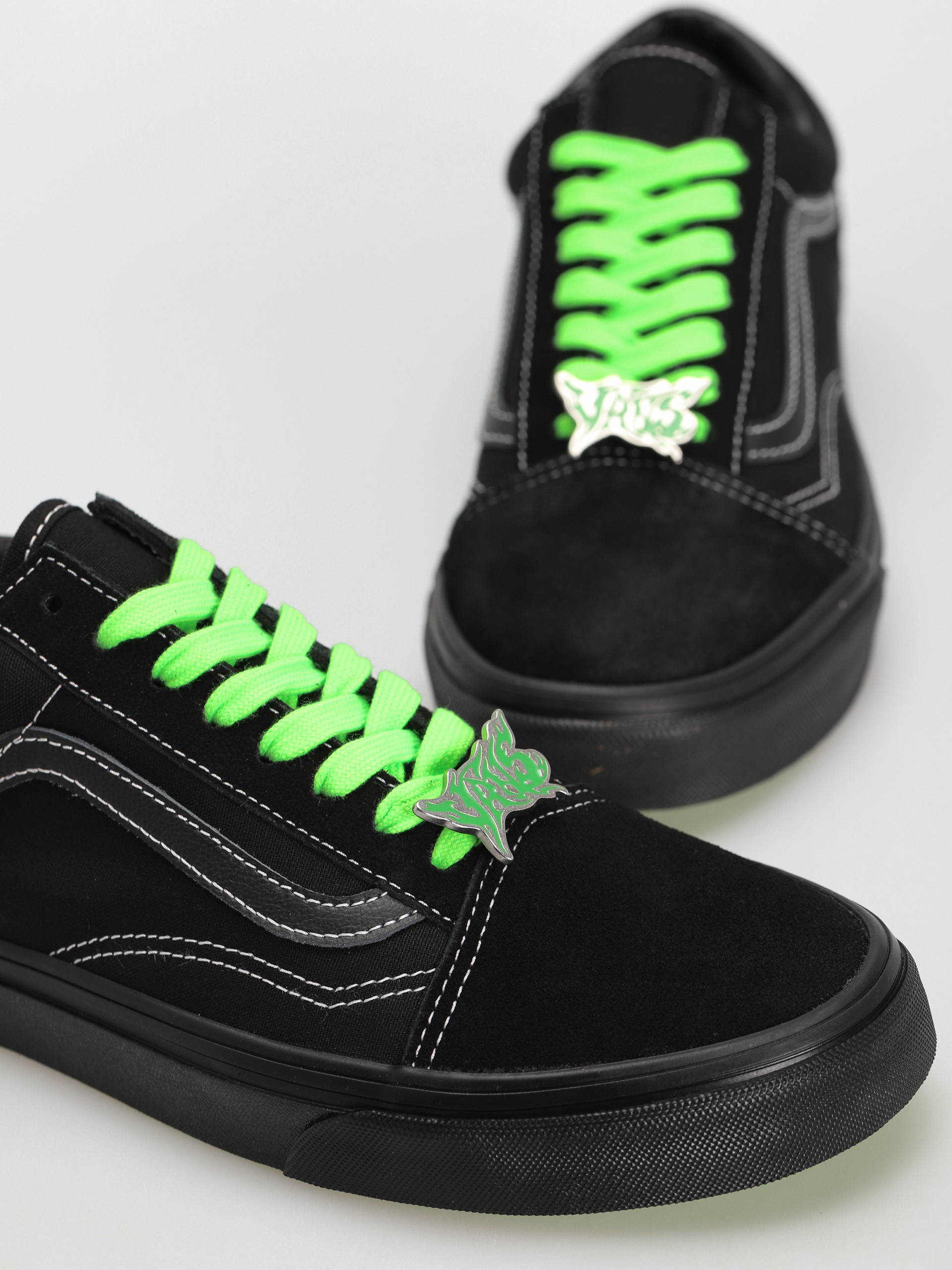 Topánky Vans Old Skool (metal hyperpop black)