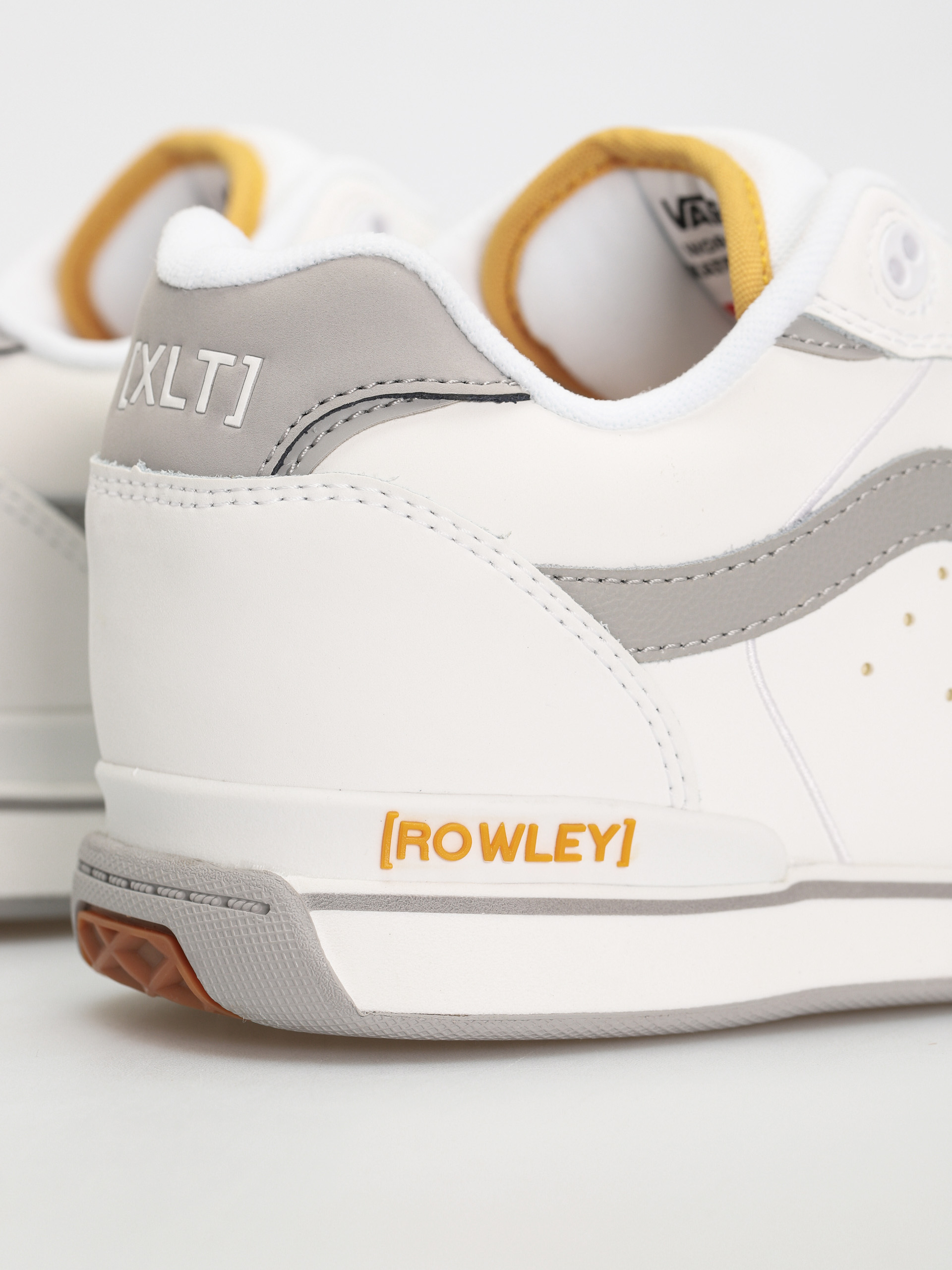 Topánky Vans Rowley Xlt (white/grey)