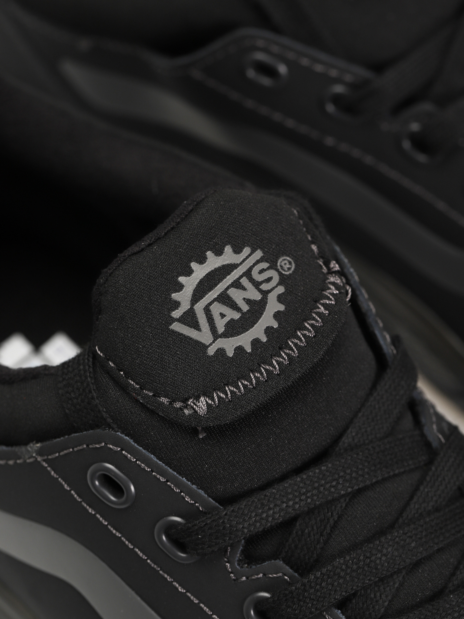 Topánky Vans Bmx Peak (black/black)