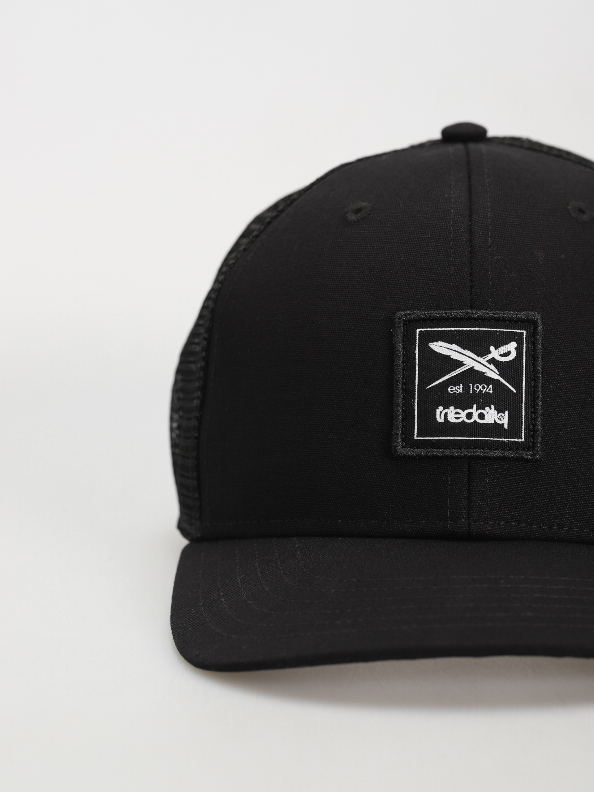 Šiltovka Iriedaily Daily Flag Meshcap (uni black)