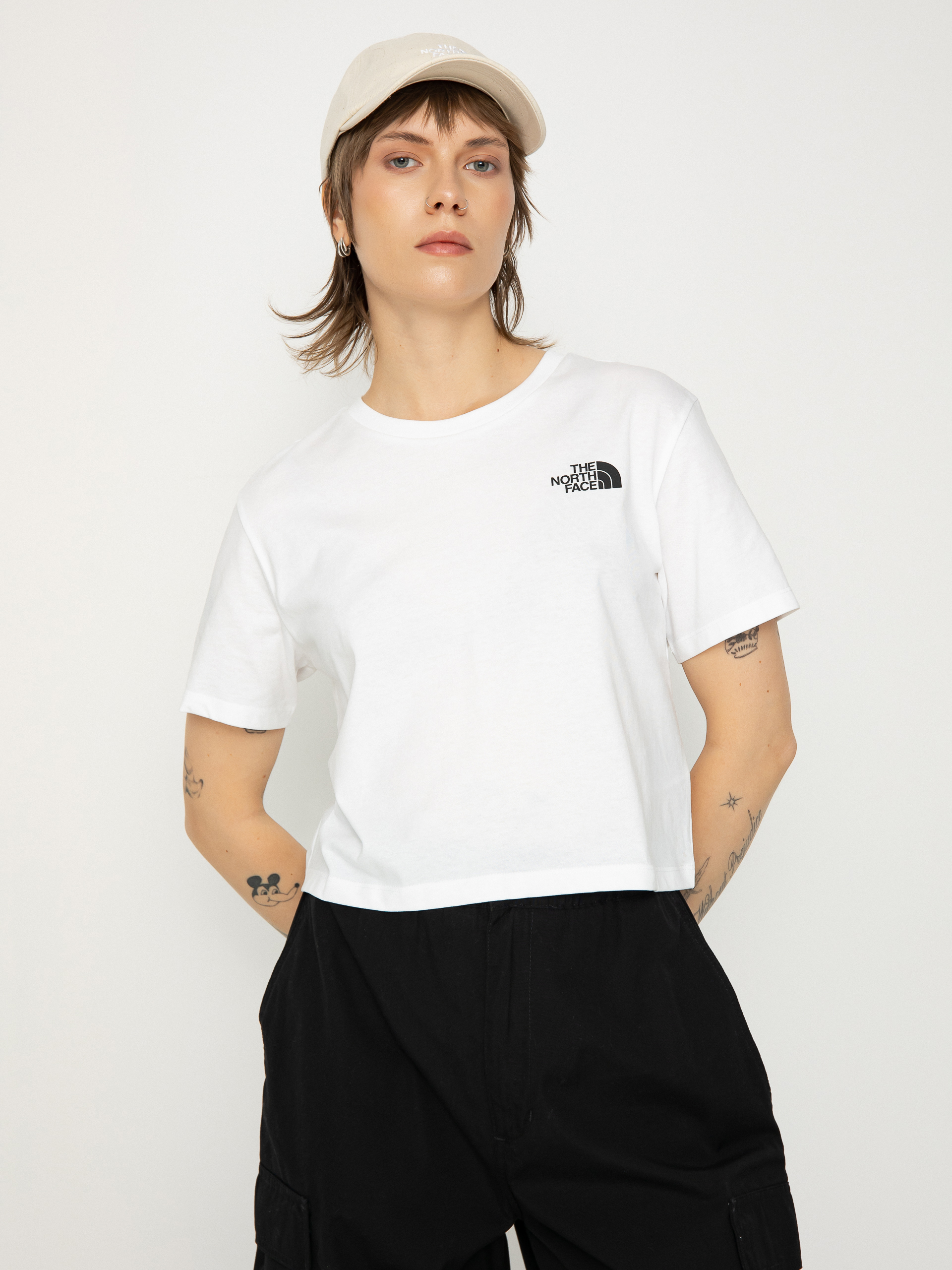 Tričko The North Face Simple Dome Cropped Slim Wmn (tnf white)