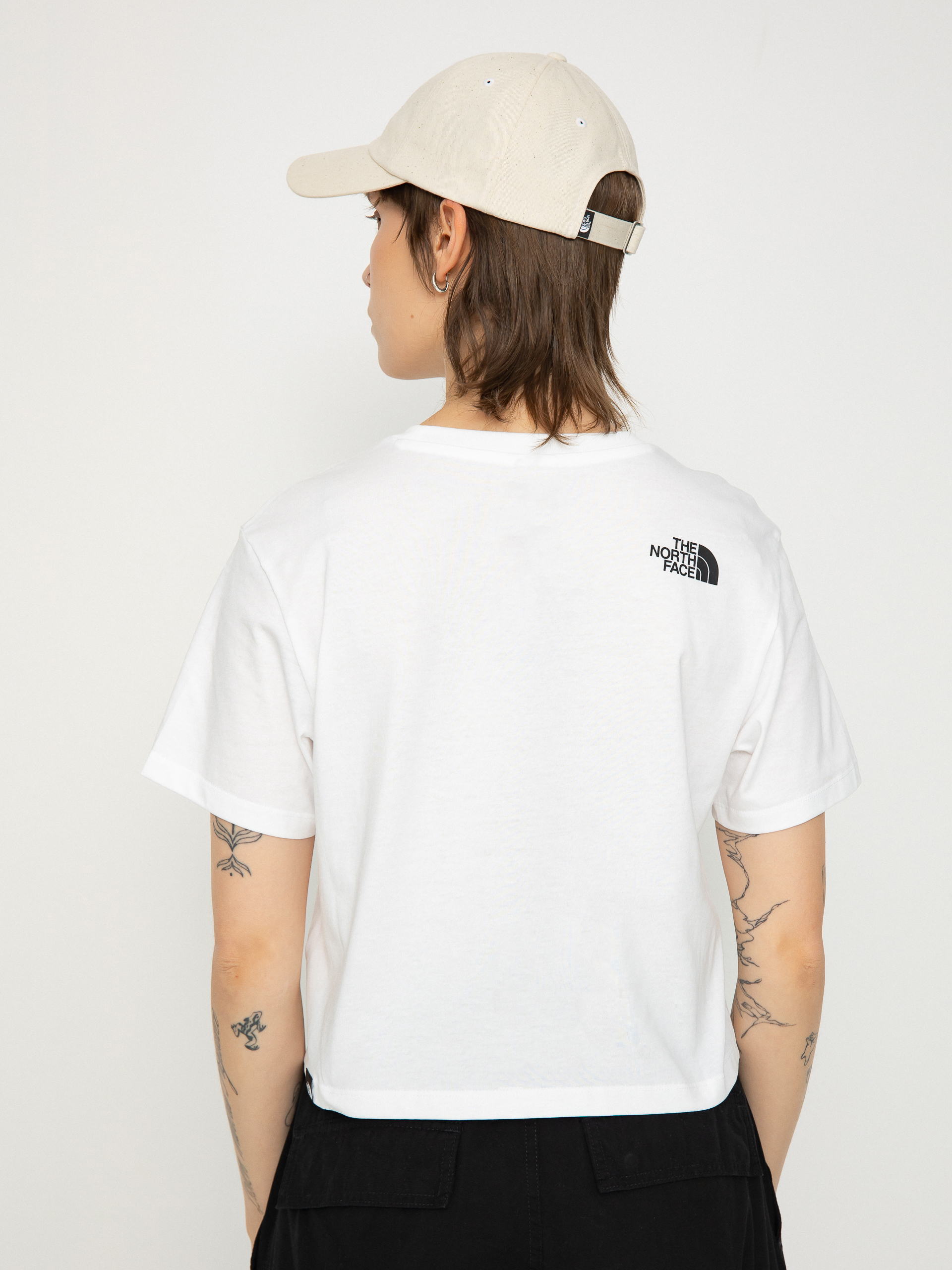 Tričko The North Face Simple Dome Cropped Slim Wmn (tnf white)