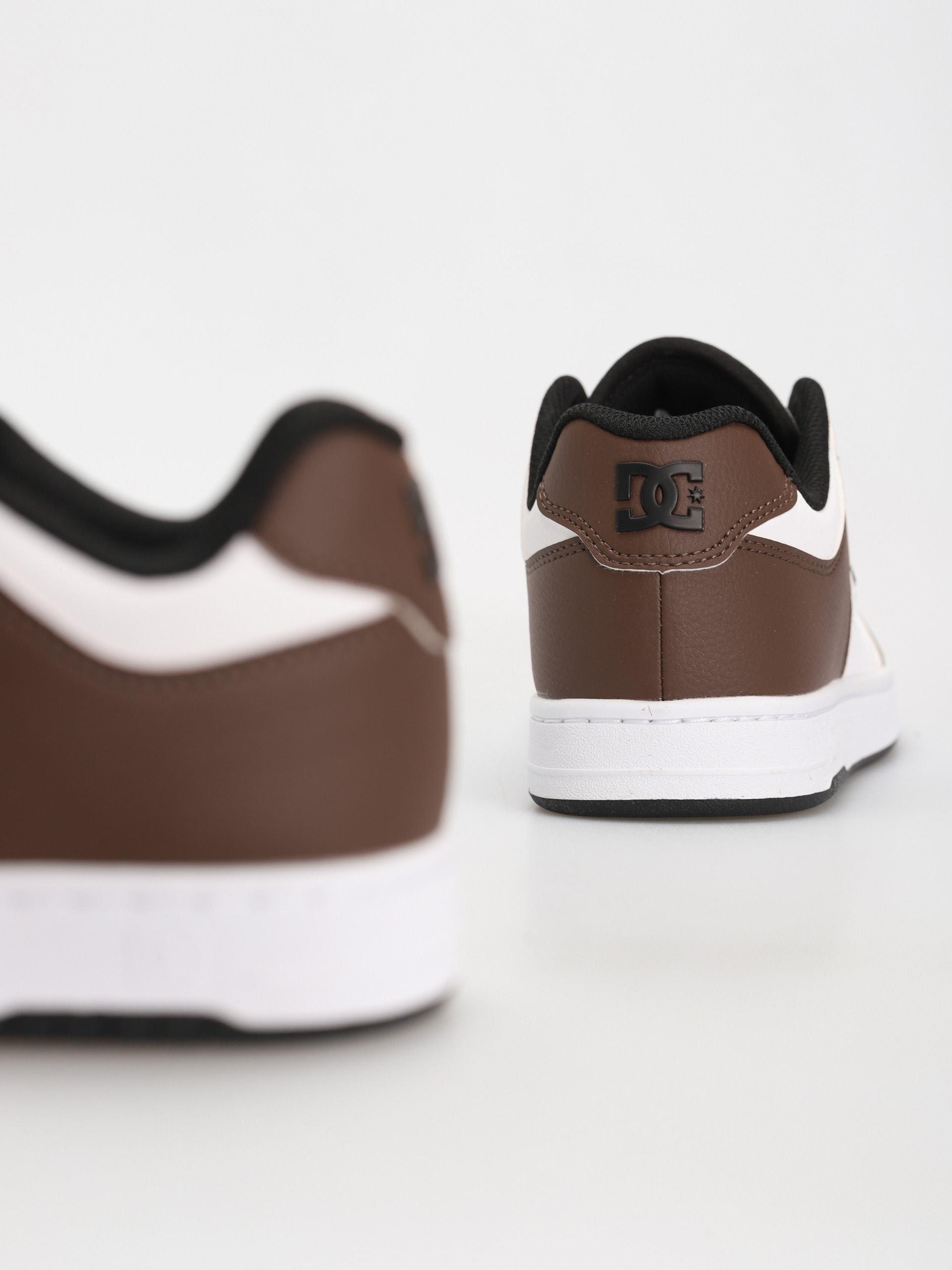 Topánky DC Manteca 4 Sn (white/brown)