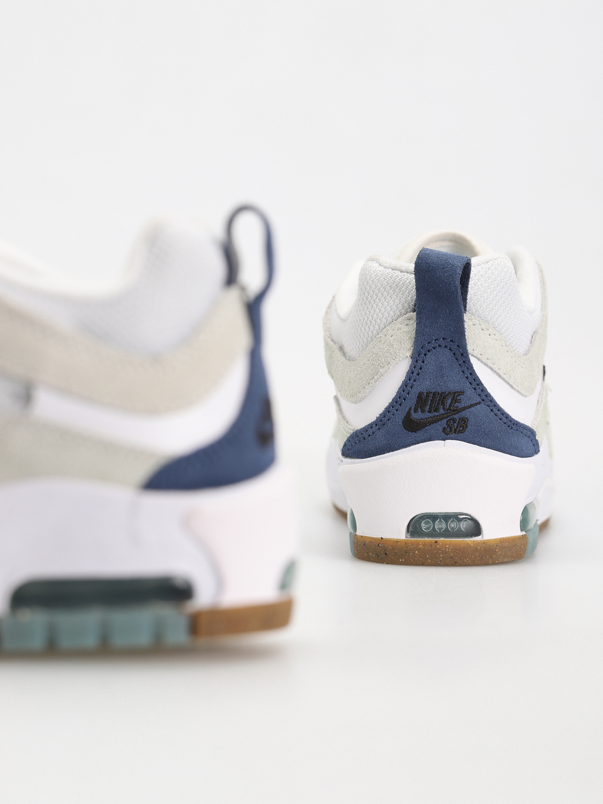 Topánky Nike SB Ishod 2 (white/navy summit white black)