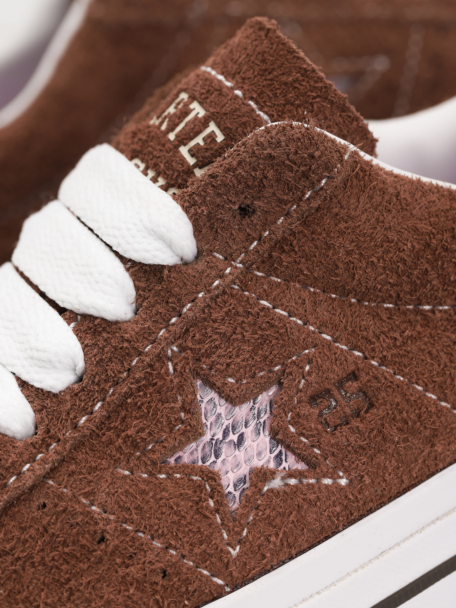Topánky Converse One Star Pro X Quartersnacks (chocolate)