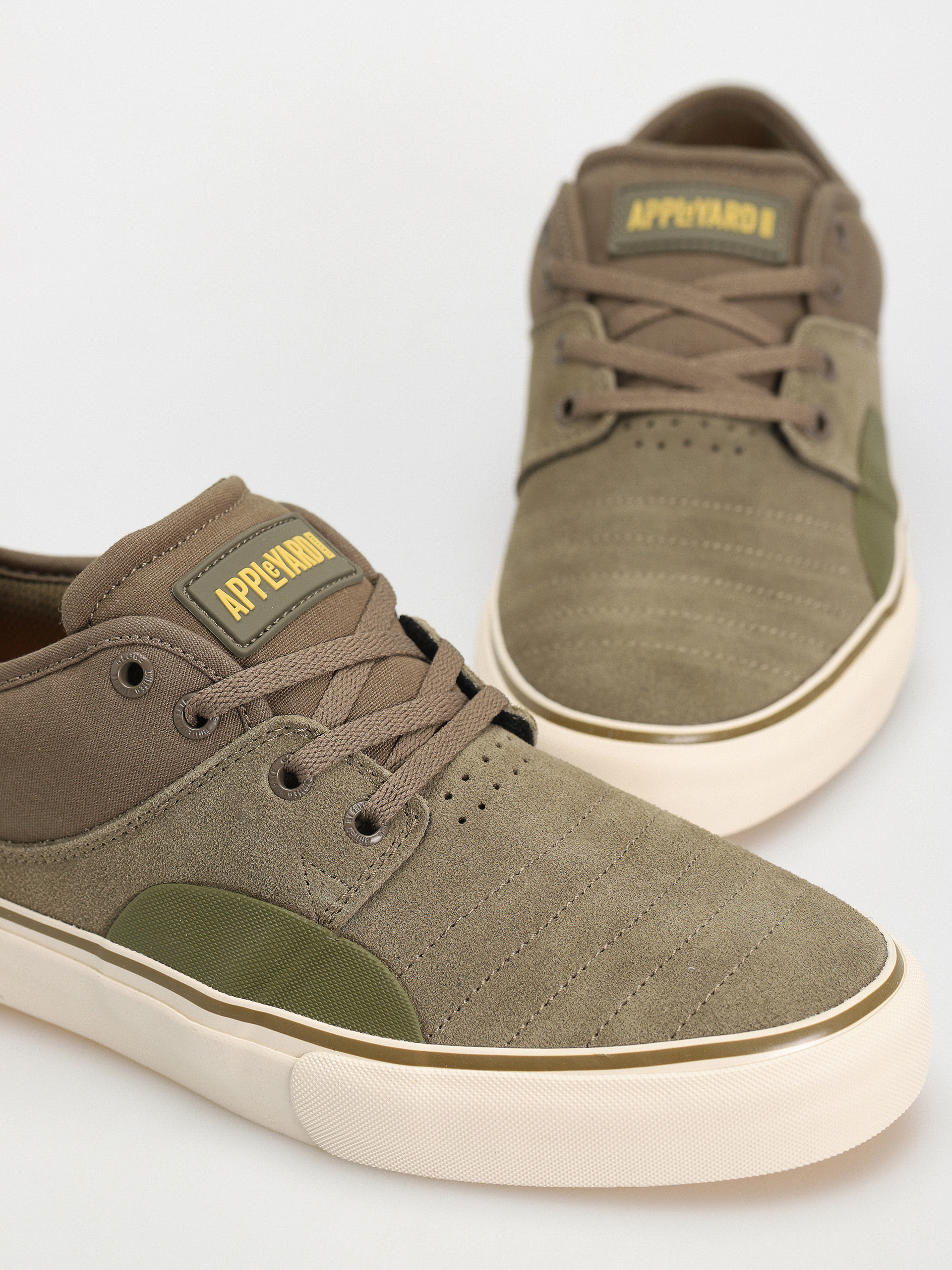 Topánky Globe Mahalo Plus (khaki/antique)