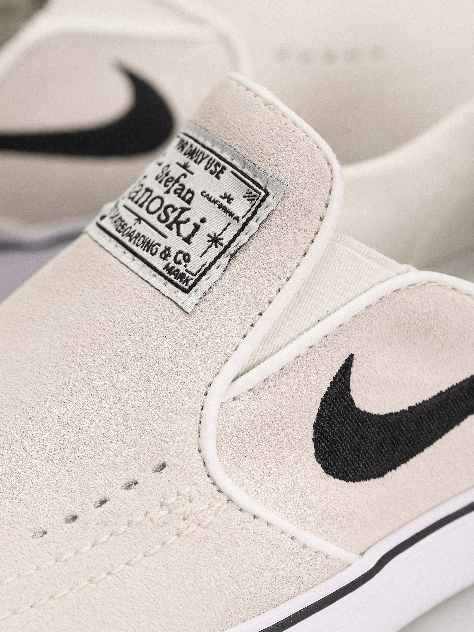 Topánky Nike SB Janoski+ Slip (summit white/black summit white white)