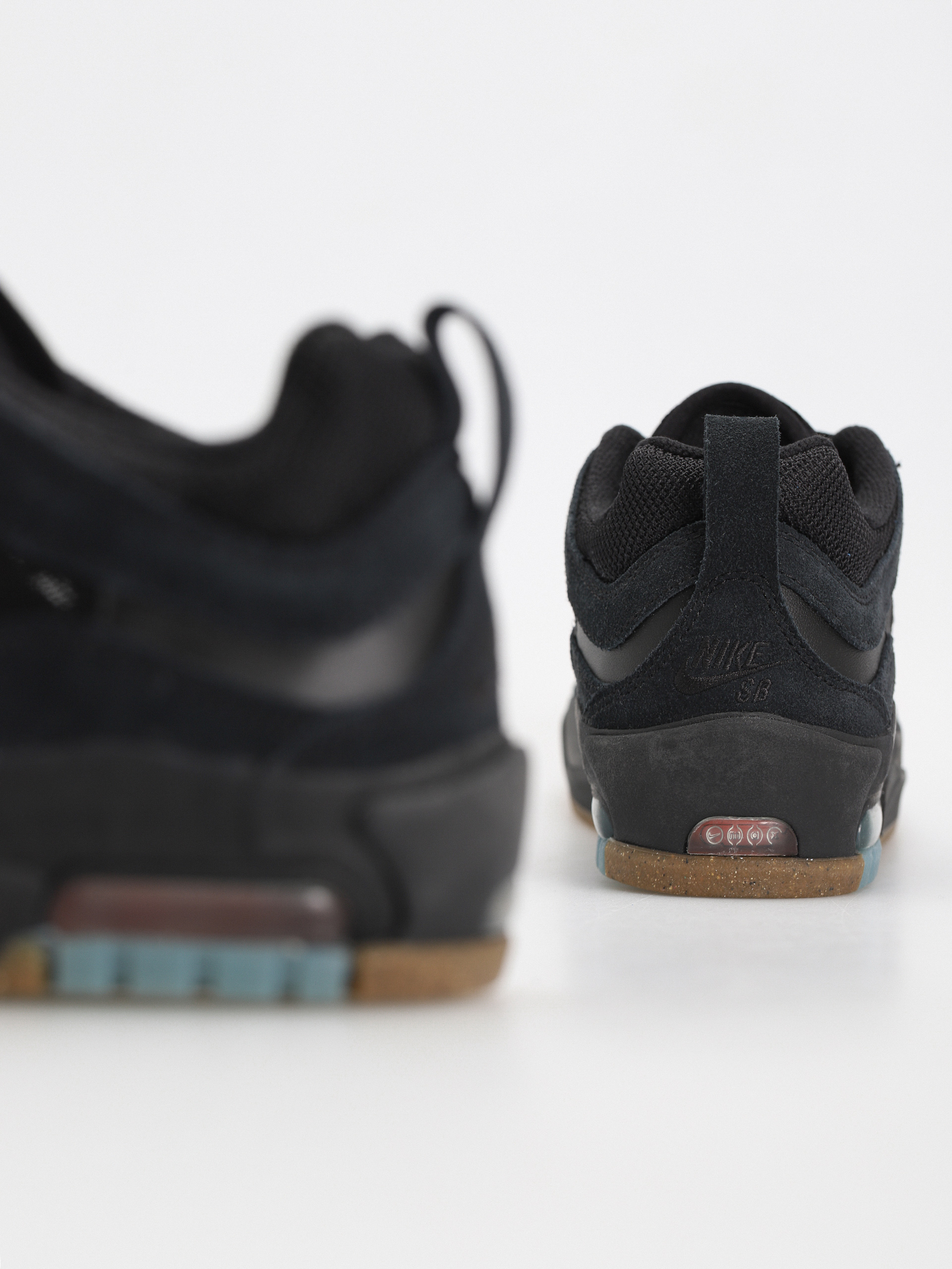 Topánky Nike SB Air Max Ishod (black/black anthracite black)