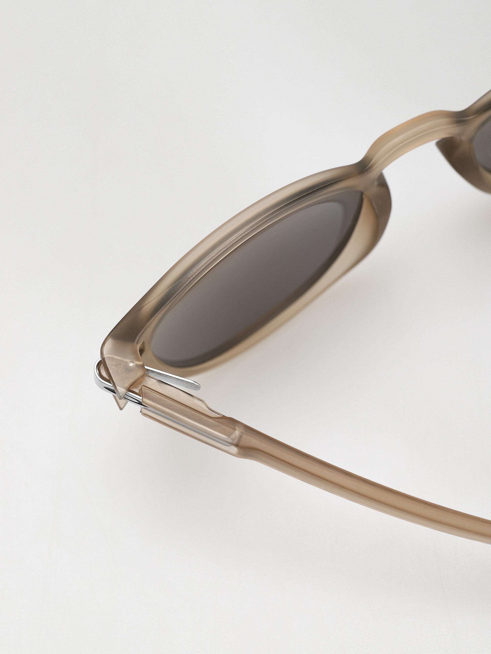 Slnečné okuliare Oakley Latch (matte sepia/prizm black polar)