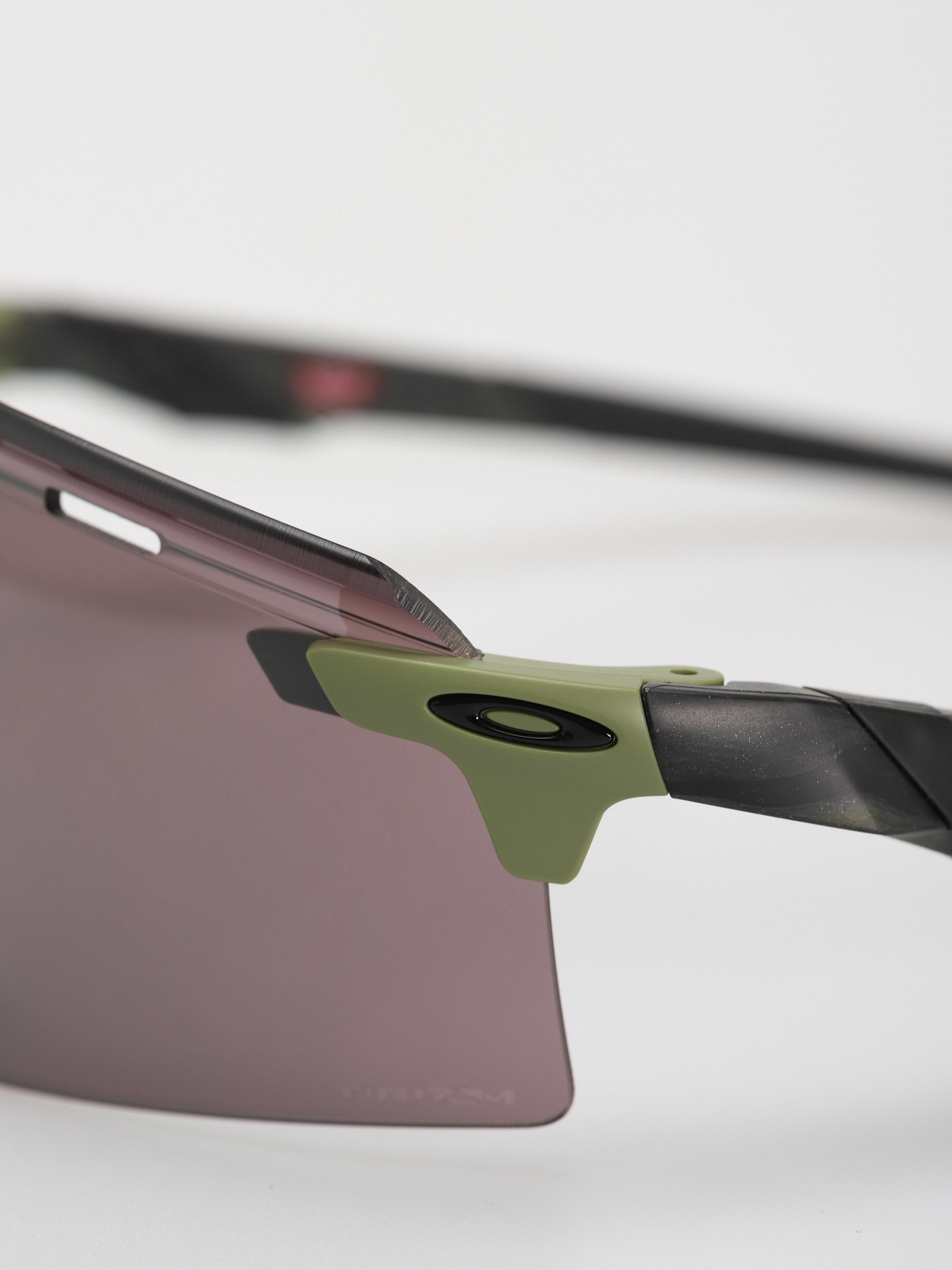 Slnečné okuliare Oakley Encoder Strike V (frnswrl w / prizmrdblk)