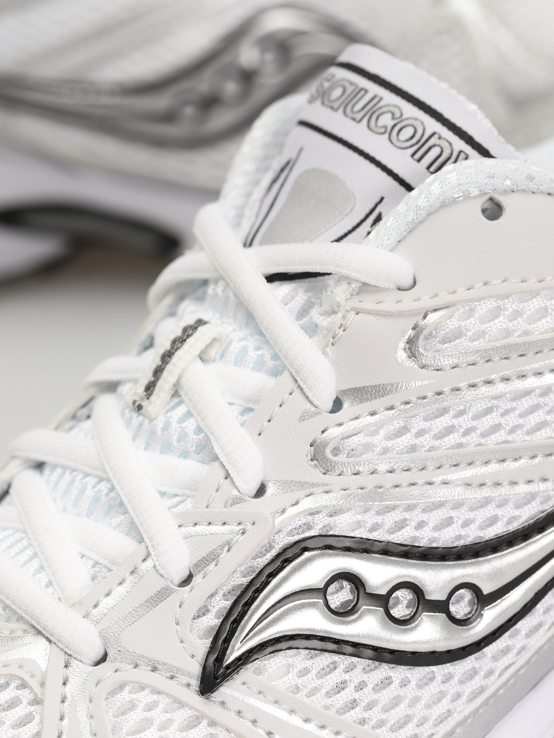 Topánky Saucony Grid Ride Millennium (white/silver)