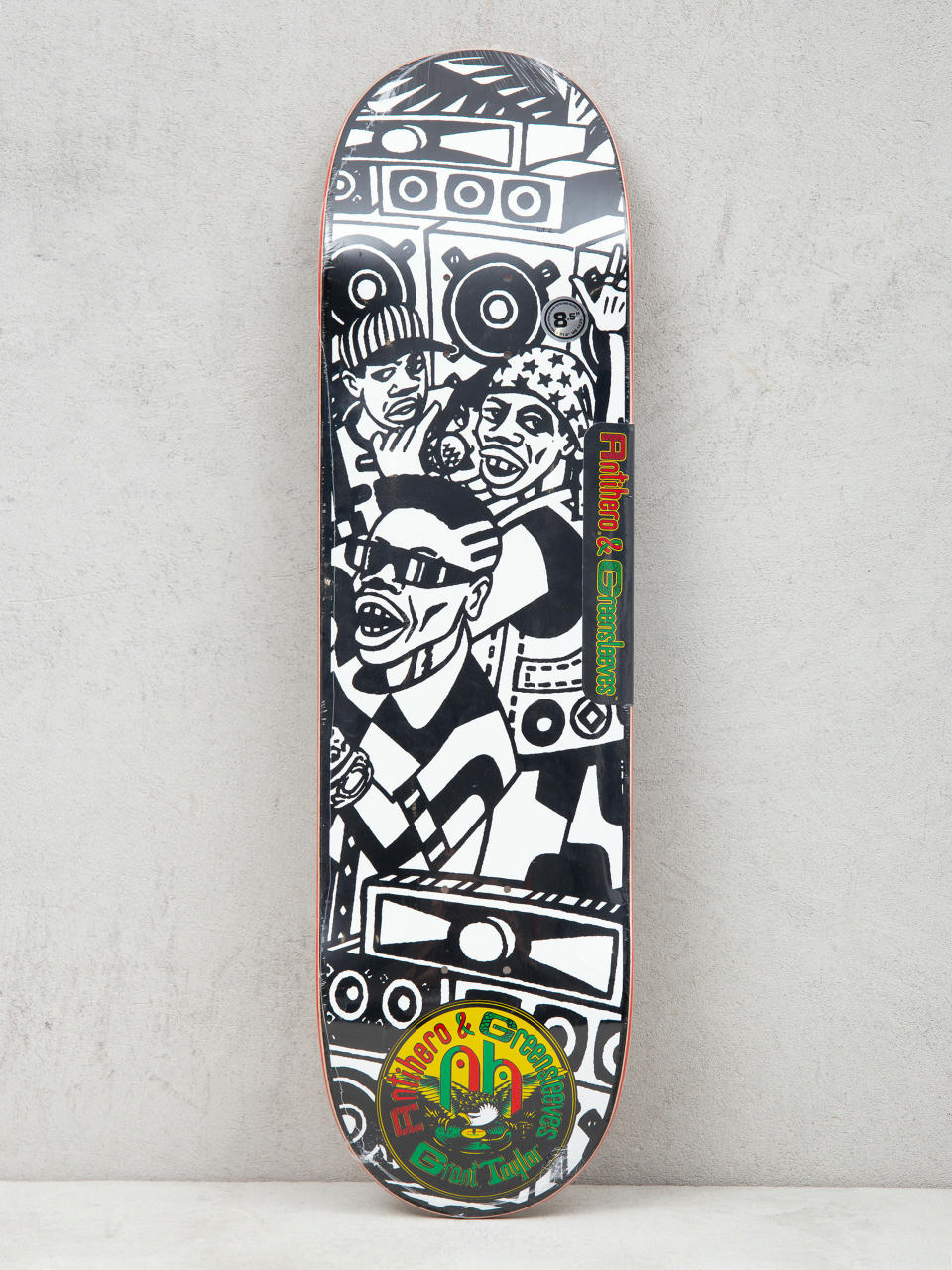 Doska Antihero Grant Grnsleeves (black/white)