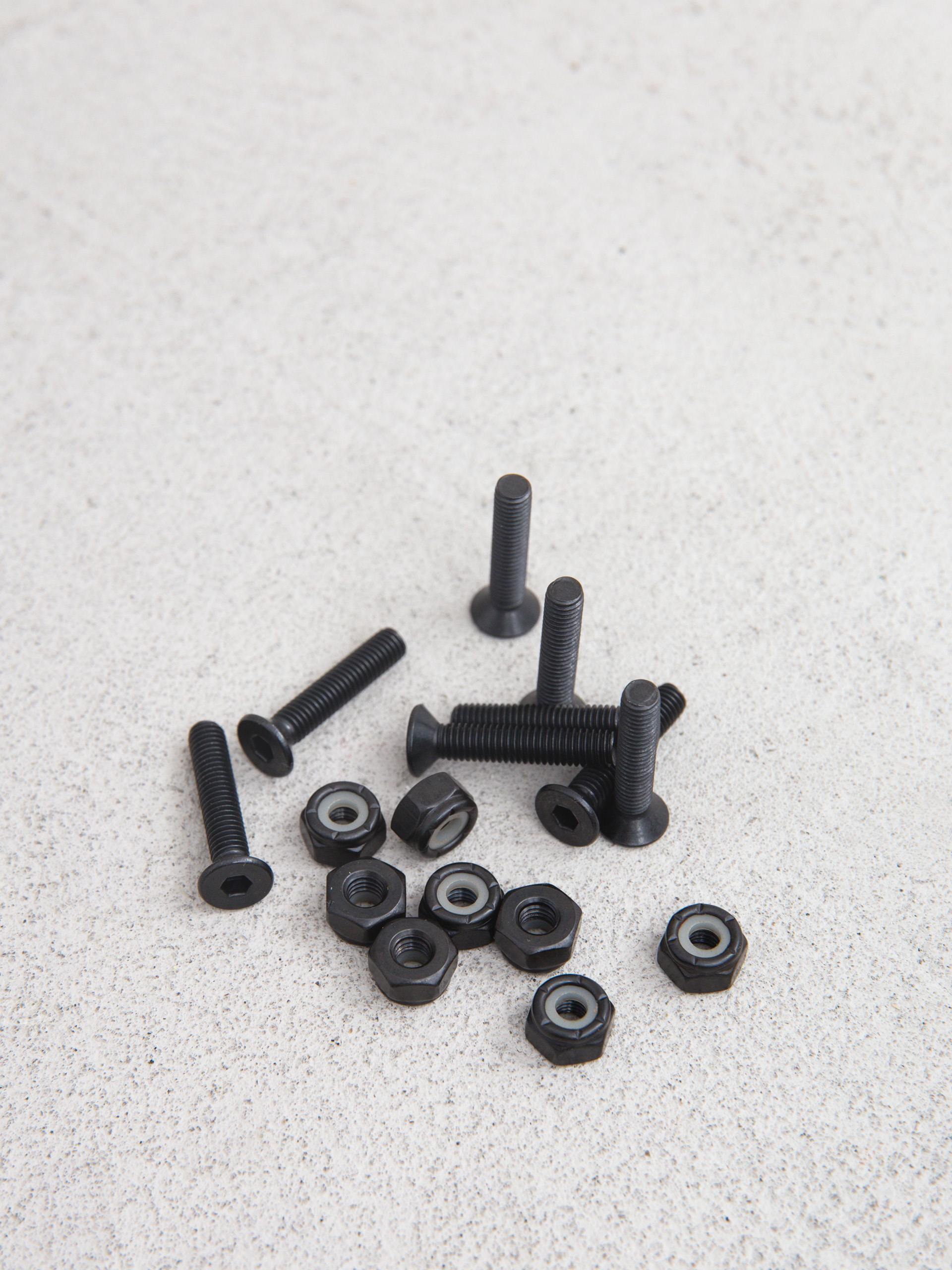 Skrutky Superior Hardware Allen (black)