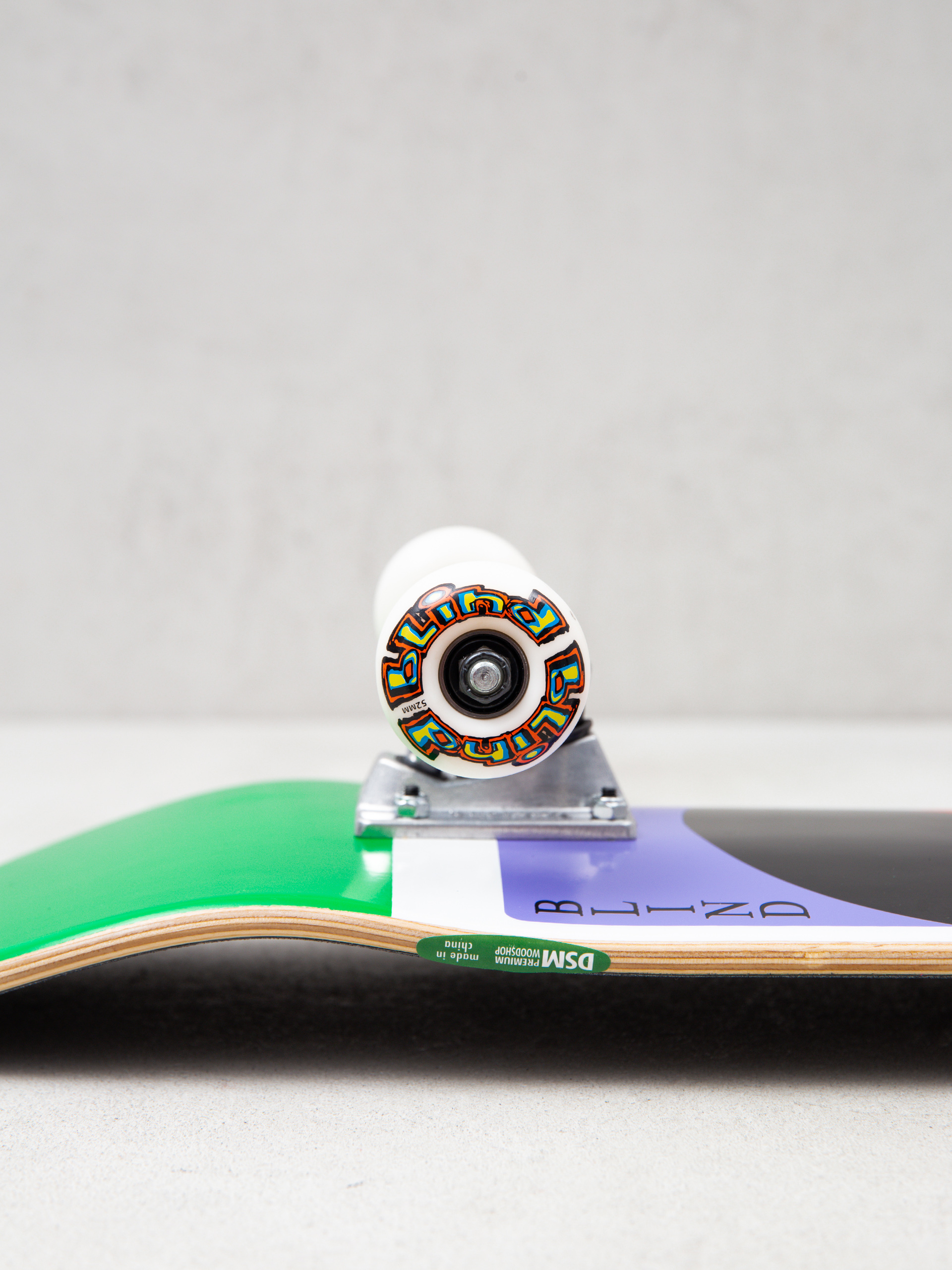 Skateboard Blind Girl Doll 2 Fp (green)