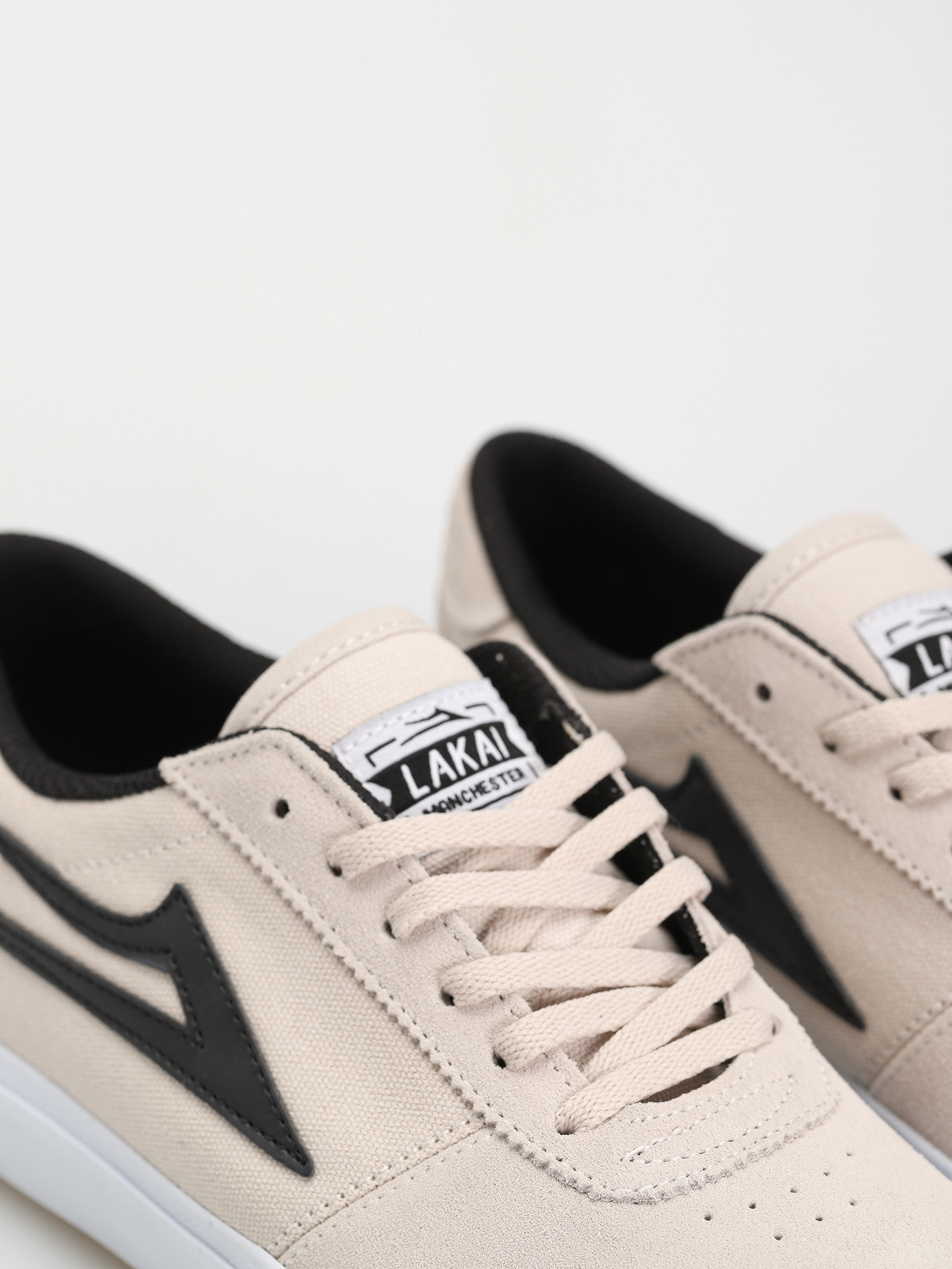 Topánky Lakai Manchester (white black)