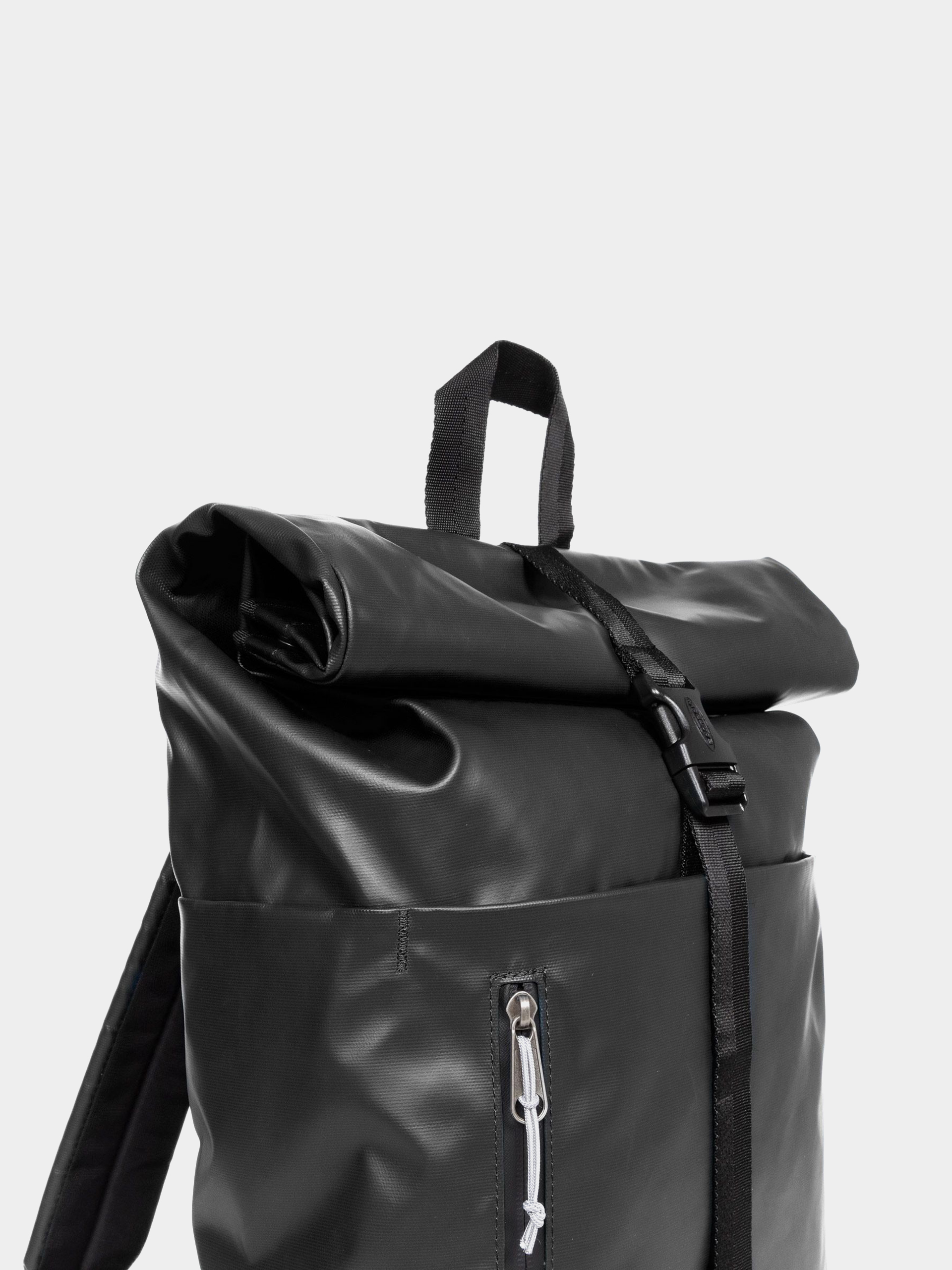 Batoh Eastpak Up Roll (tarp black)
