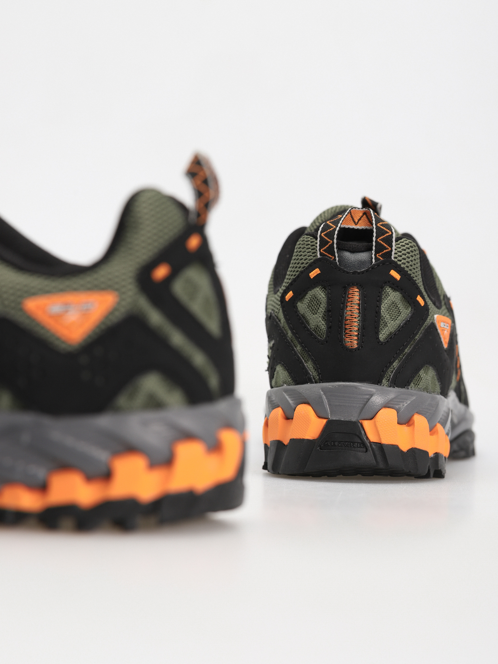 Topánky New Balance 610 (dark olivine)