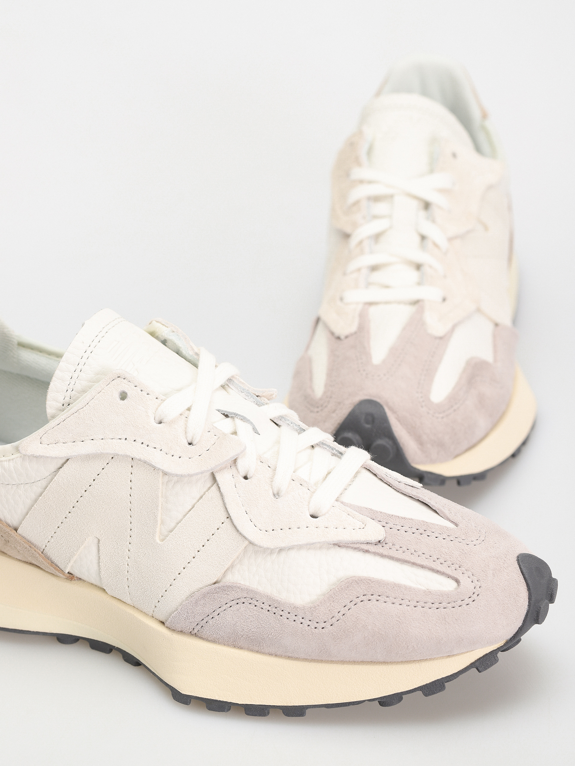 Topánky New Balance 327 (sea salt brown)