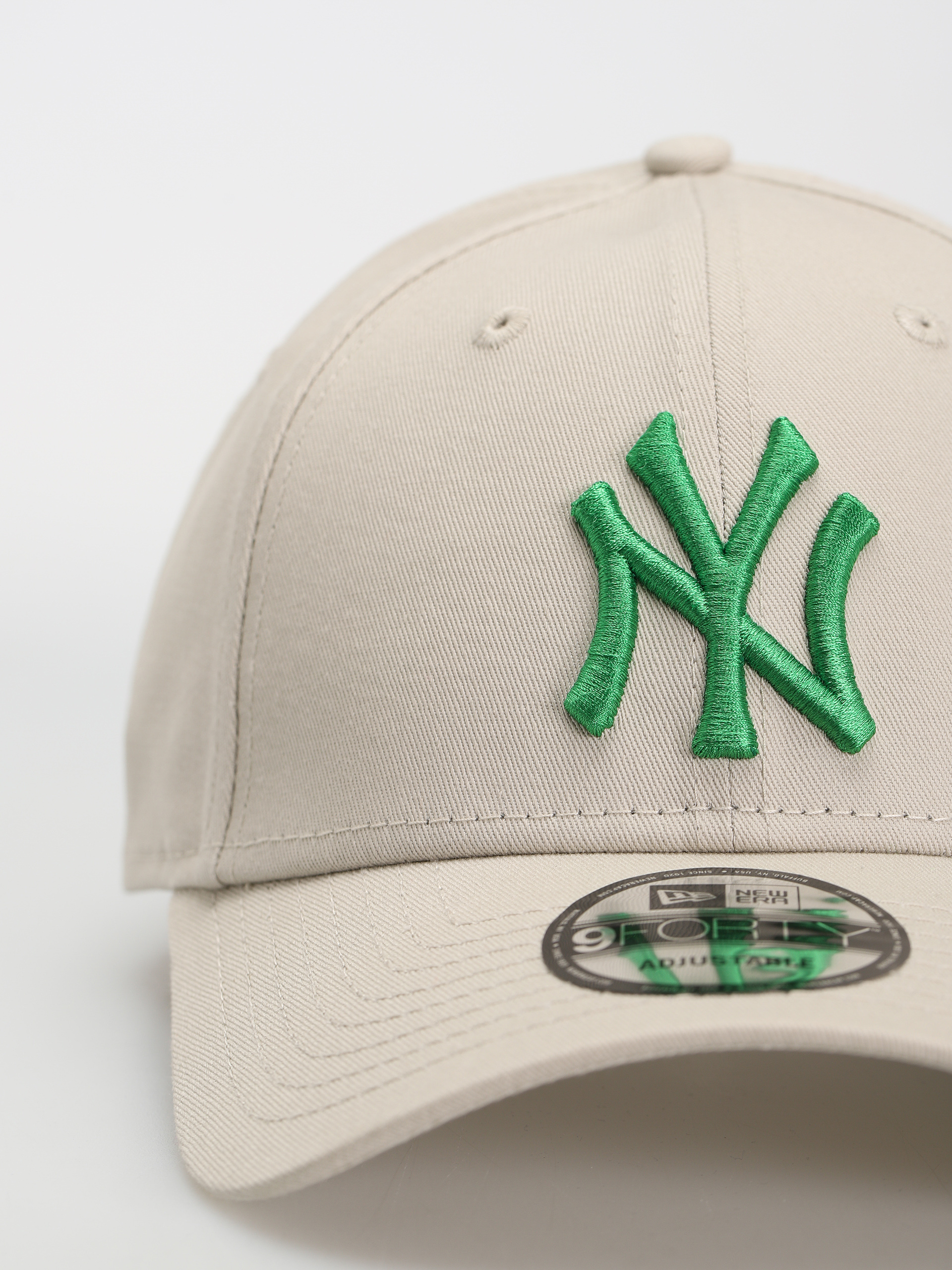 Šiltovka New Era League Essential 9Forty New York Yankees (beige/green)