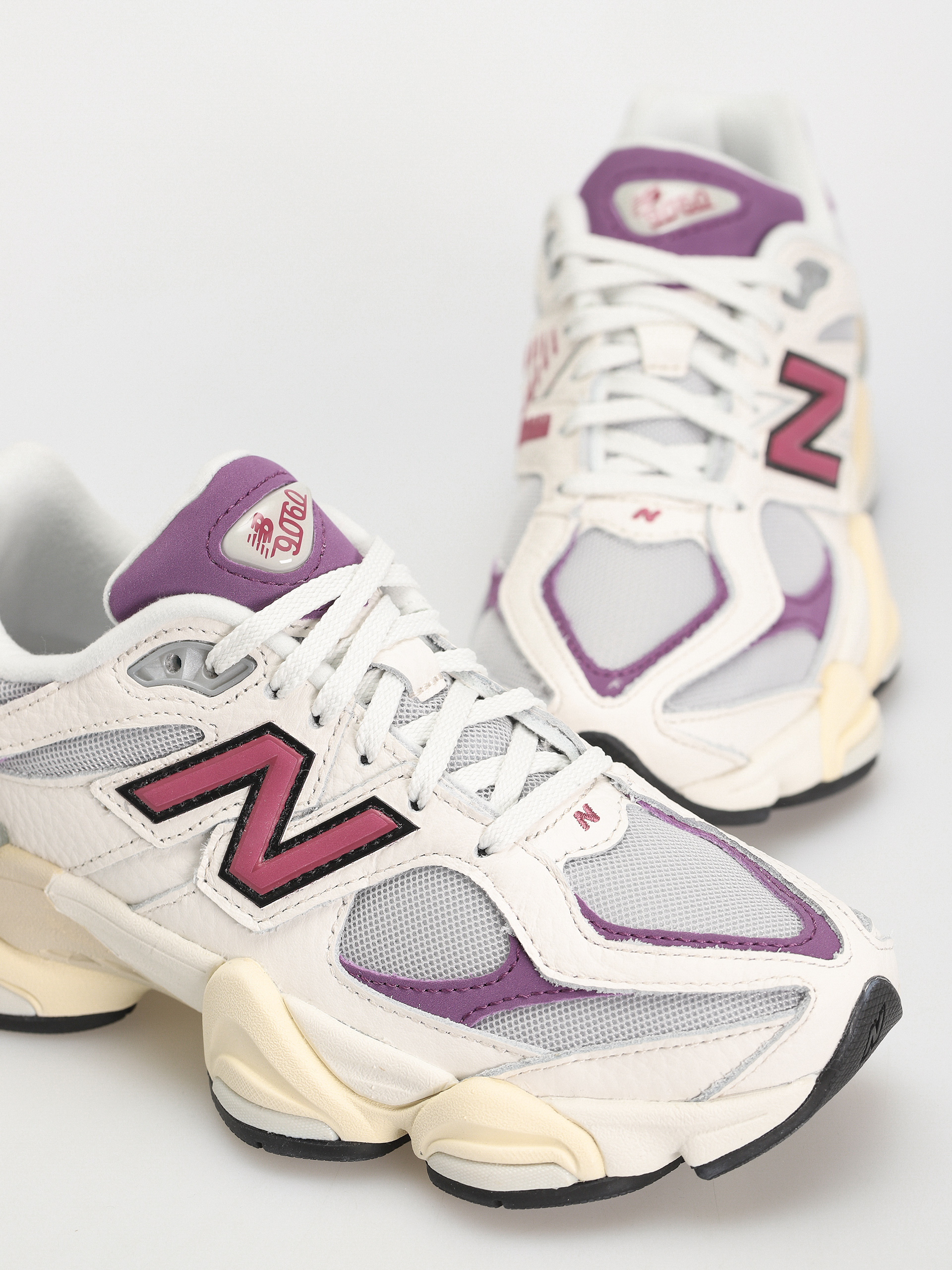 Topánky New Balance 9060 (sea salt purple)