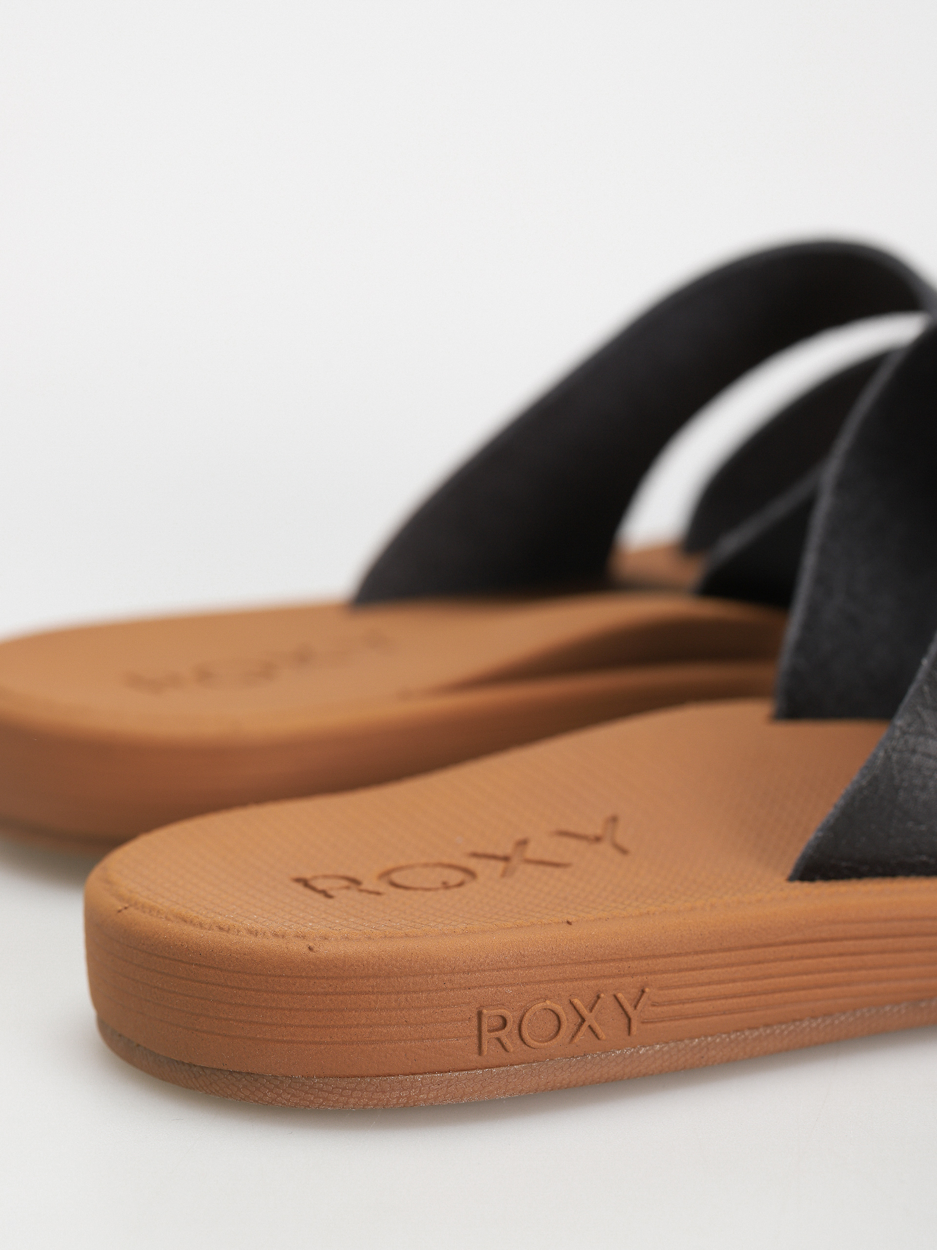 Šľapky Roxy Coastal Cool Wmn (black)