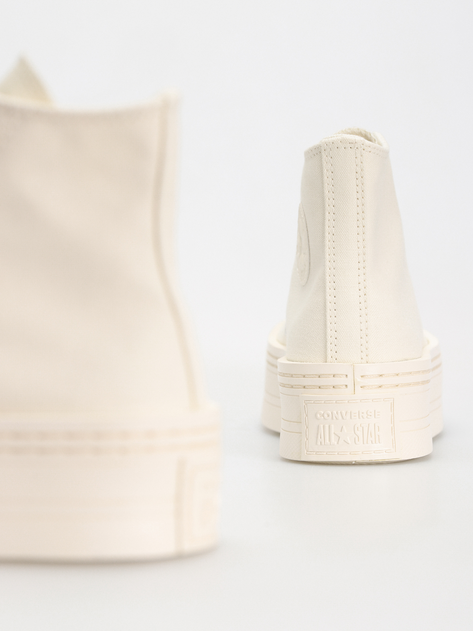 Tenisky Converse Chuck Taylor All Star Modern Lift Hi Wmn (khaki/off white)