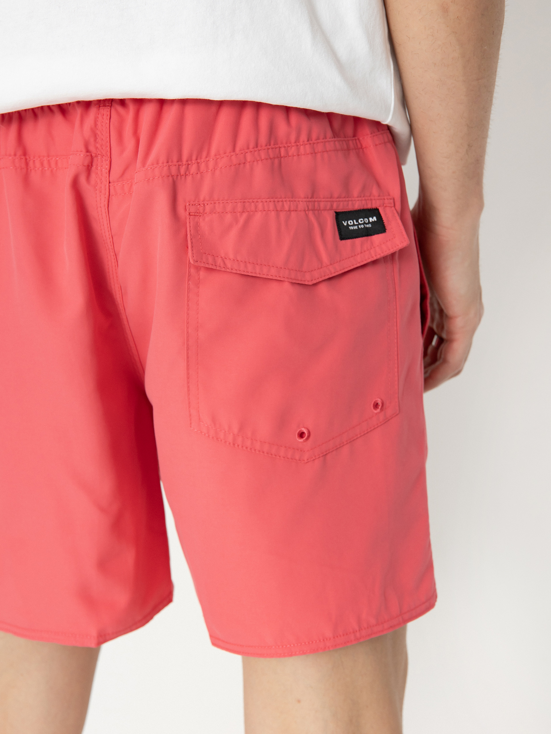 Kraťasy Volcom Lido Solid 16 (washed ruby)