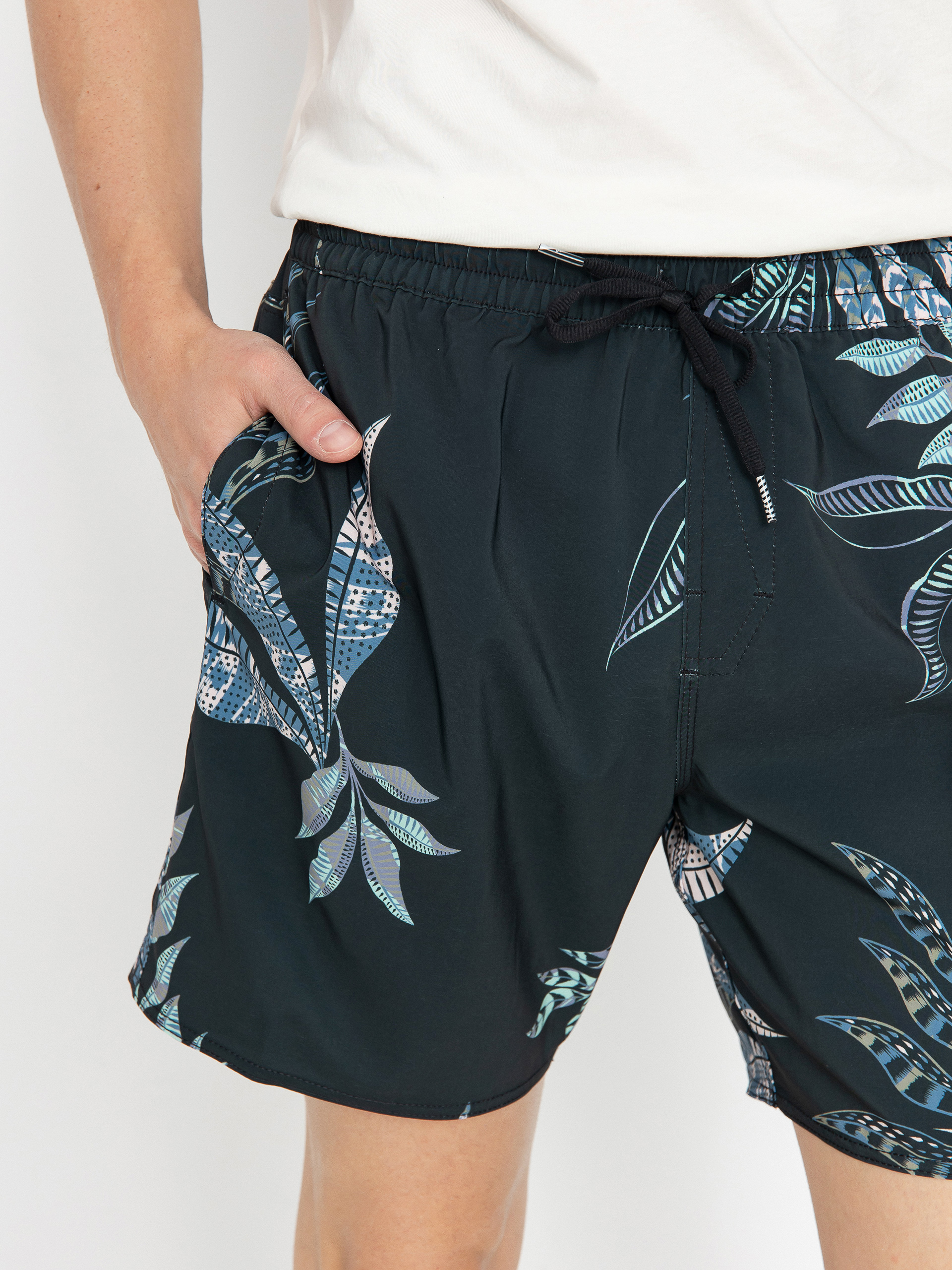 Kraťasy Volcom Baffle 17 (black)