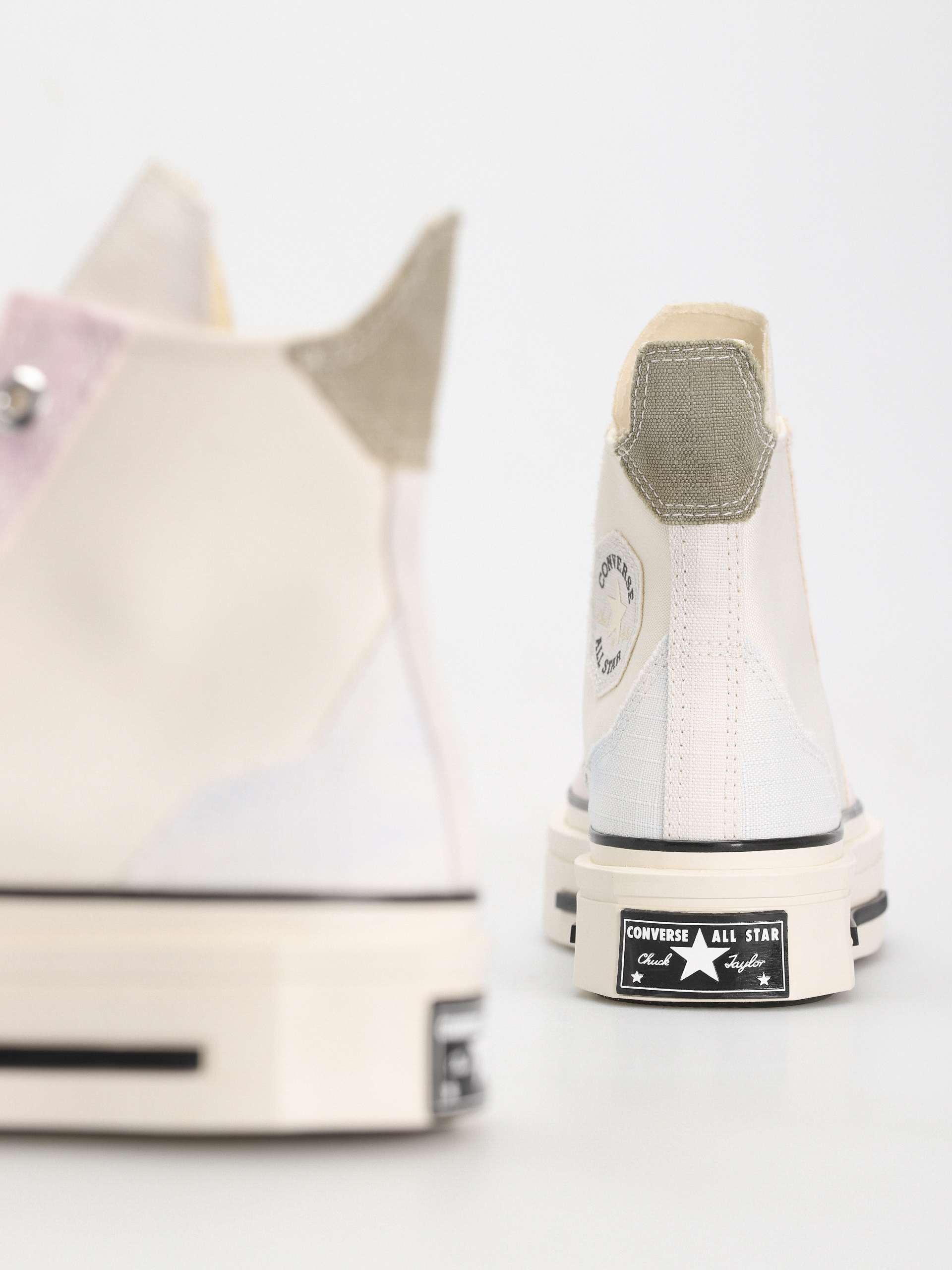 Tenisky Converse Chuck 70 De Luxe Squared Hi (lilac)