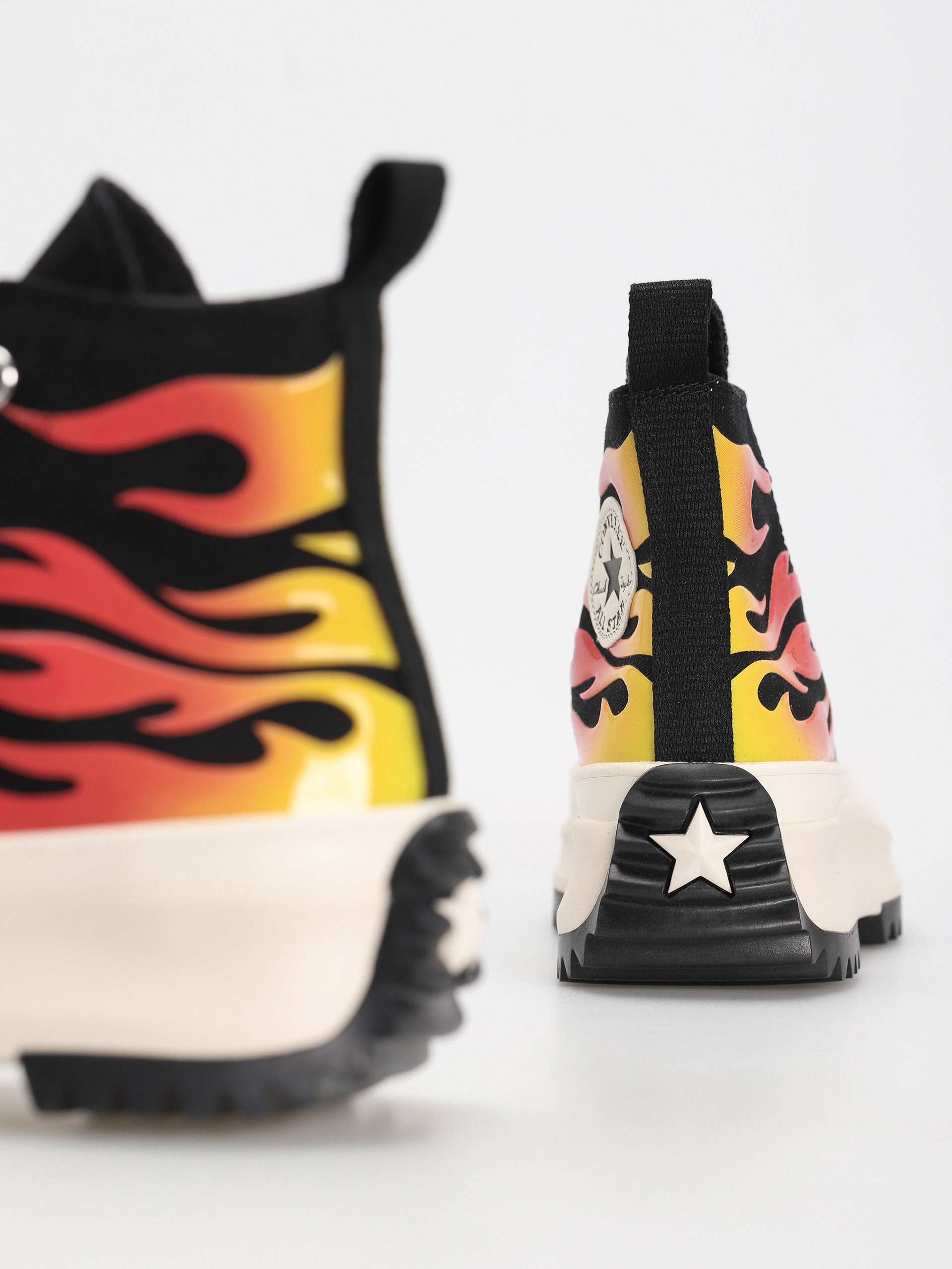Topánky Converse Run Star Hike Hi (flames/black)