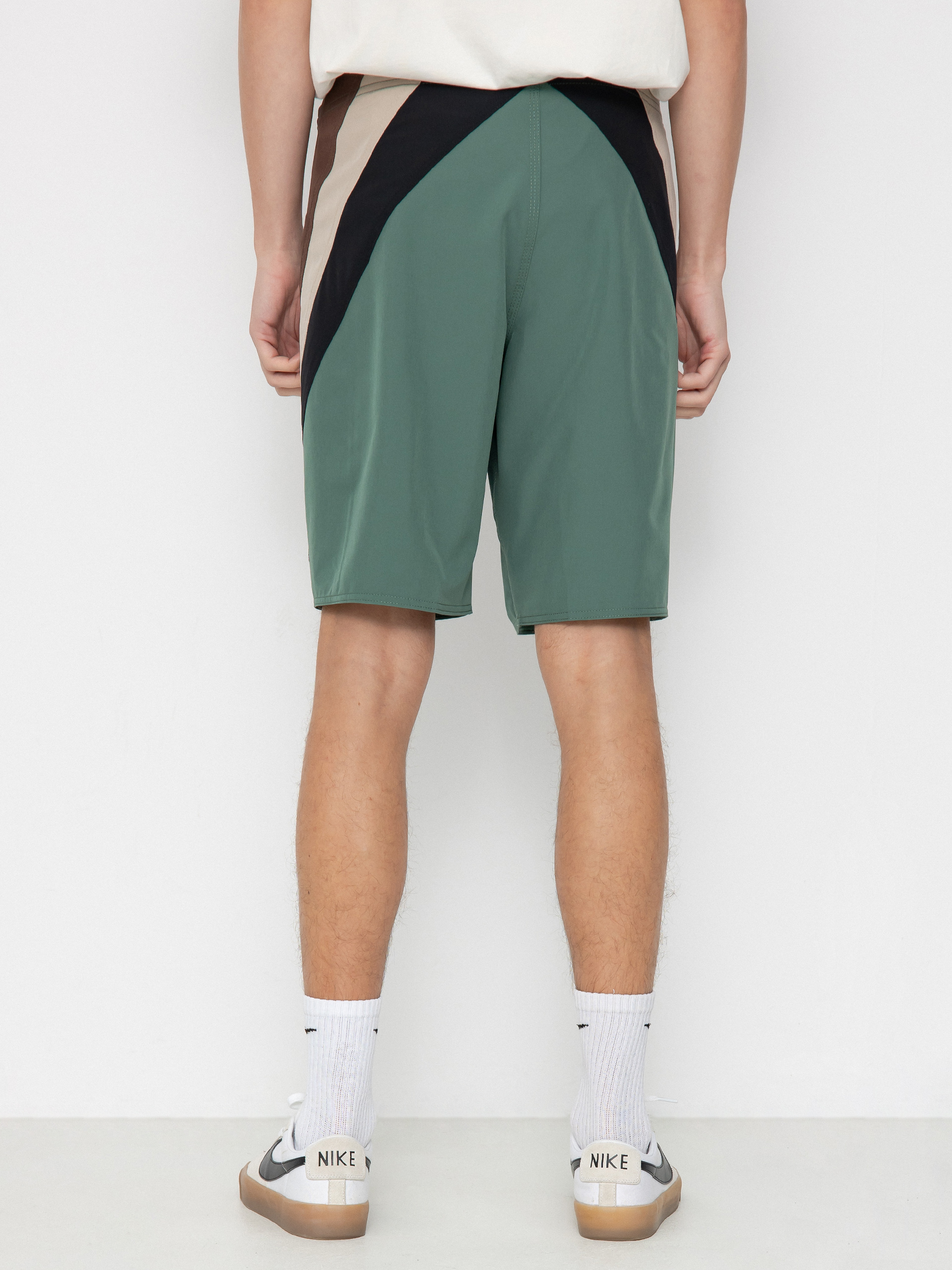 Plážové kraťasy Volcom Surf Vitals J Robinson Mod 20 (fir green)