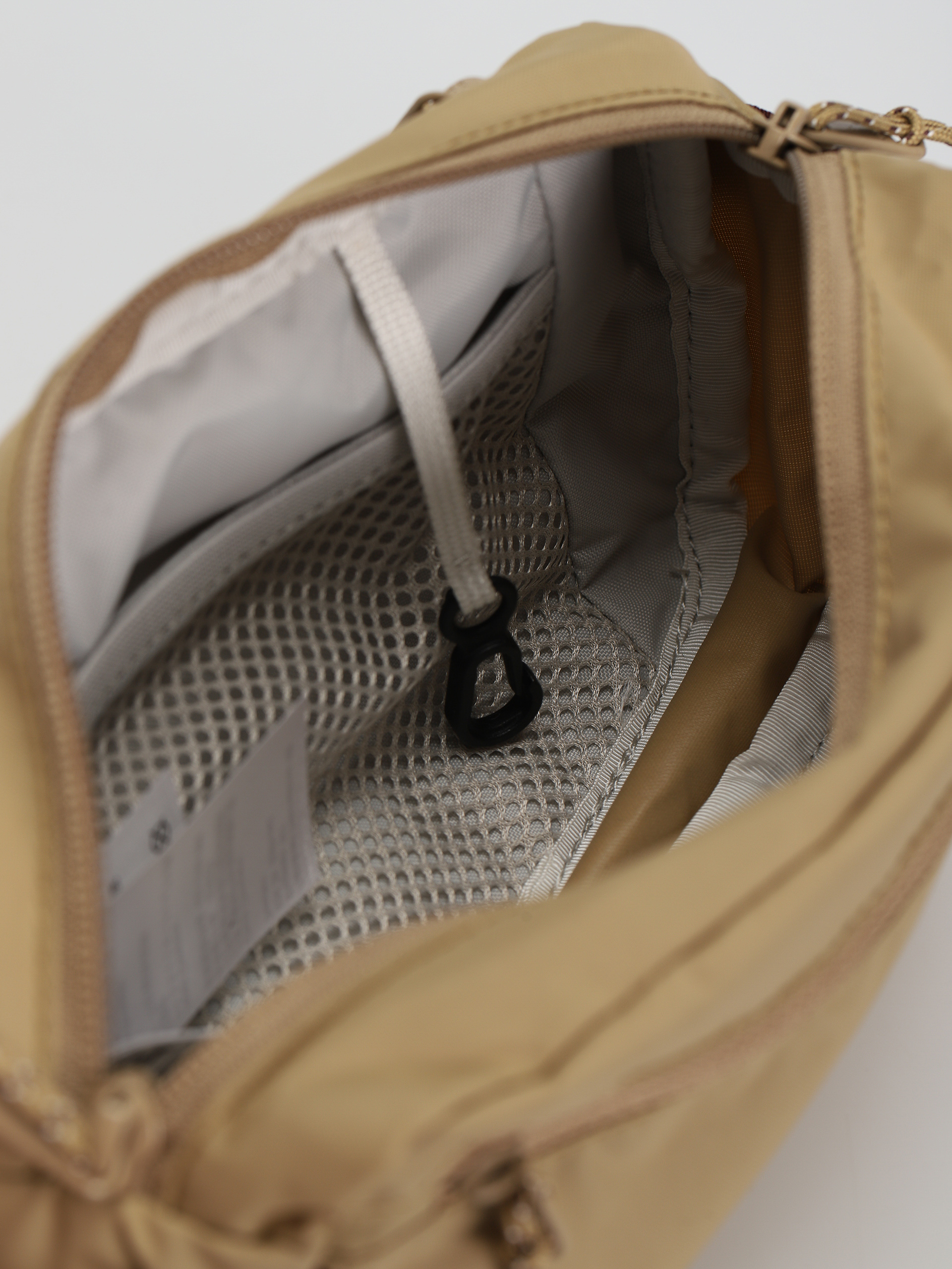 Ľadvinka Fjallraven High Coast Hip Pack (clay)