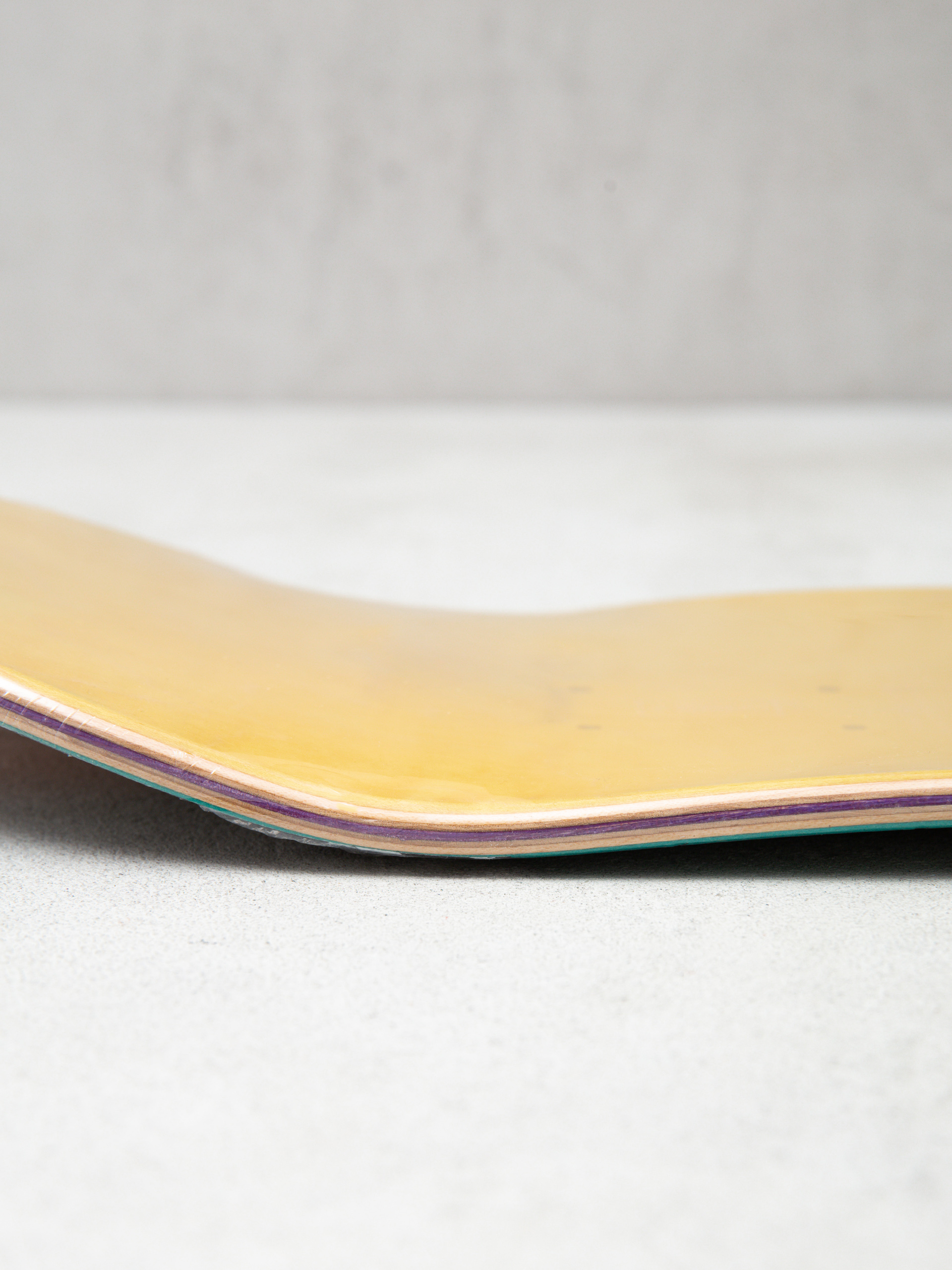 Doska Girl Skateboard Geering Out To Lunch (green)