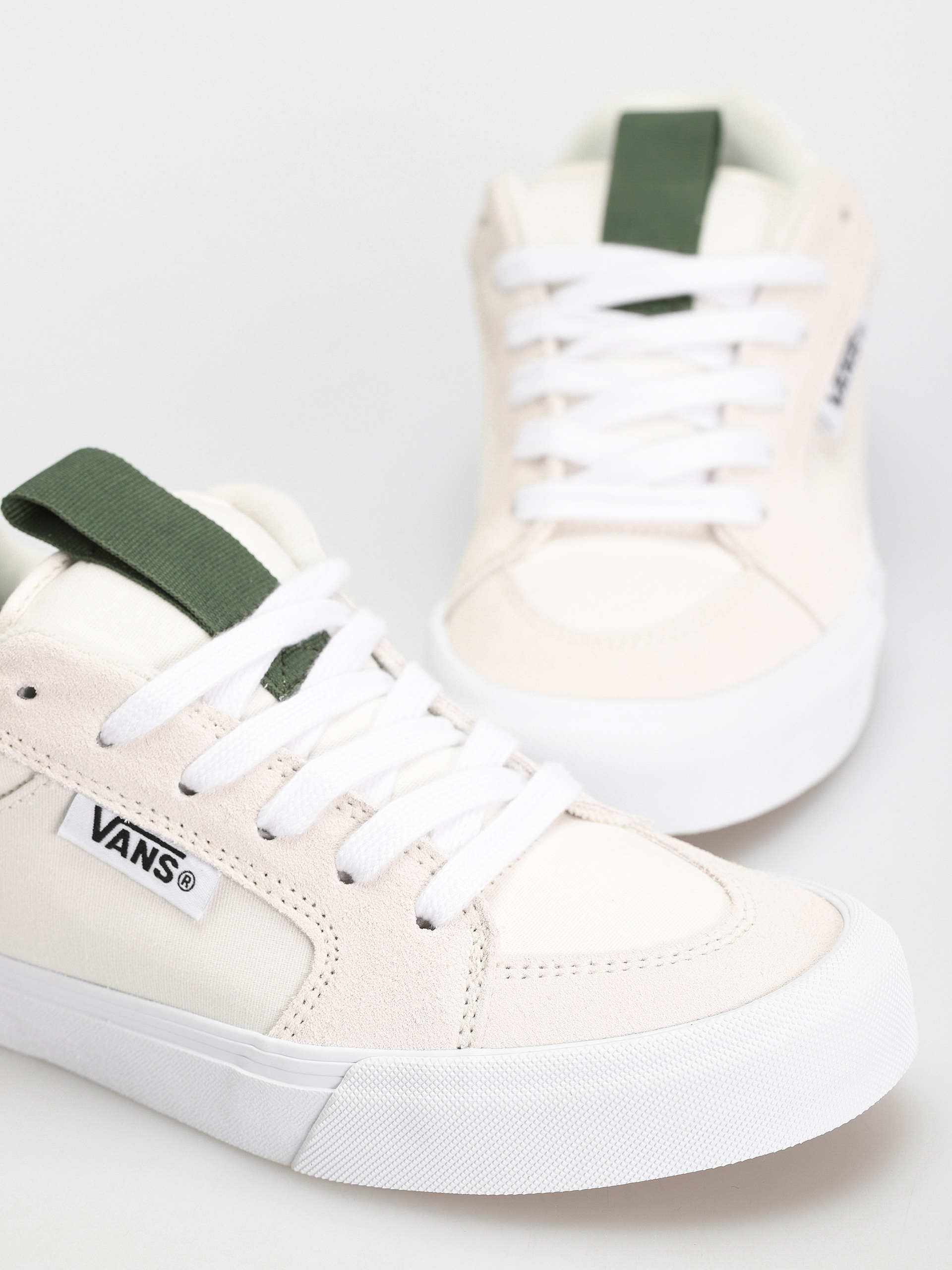 Topánky Vans Chukka Push (blanc de blanc)